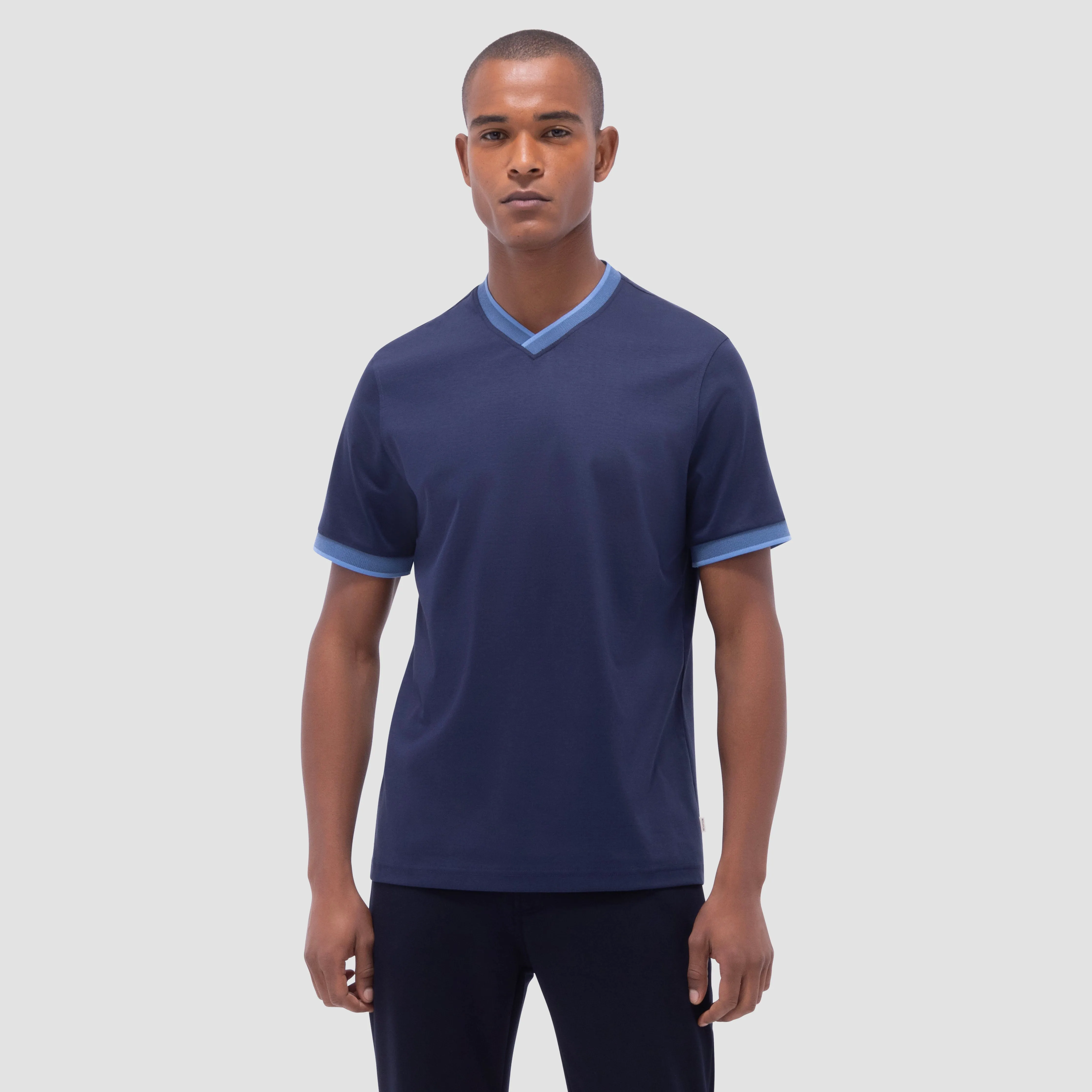 Solid Crew Neck T-Shirt sold by Bugatchi product image thumbnail 2