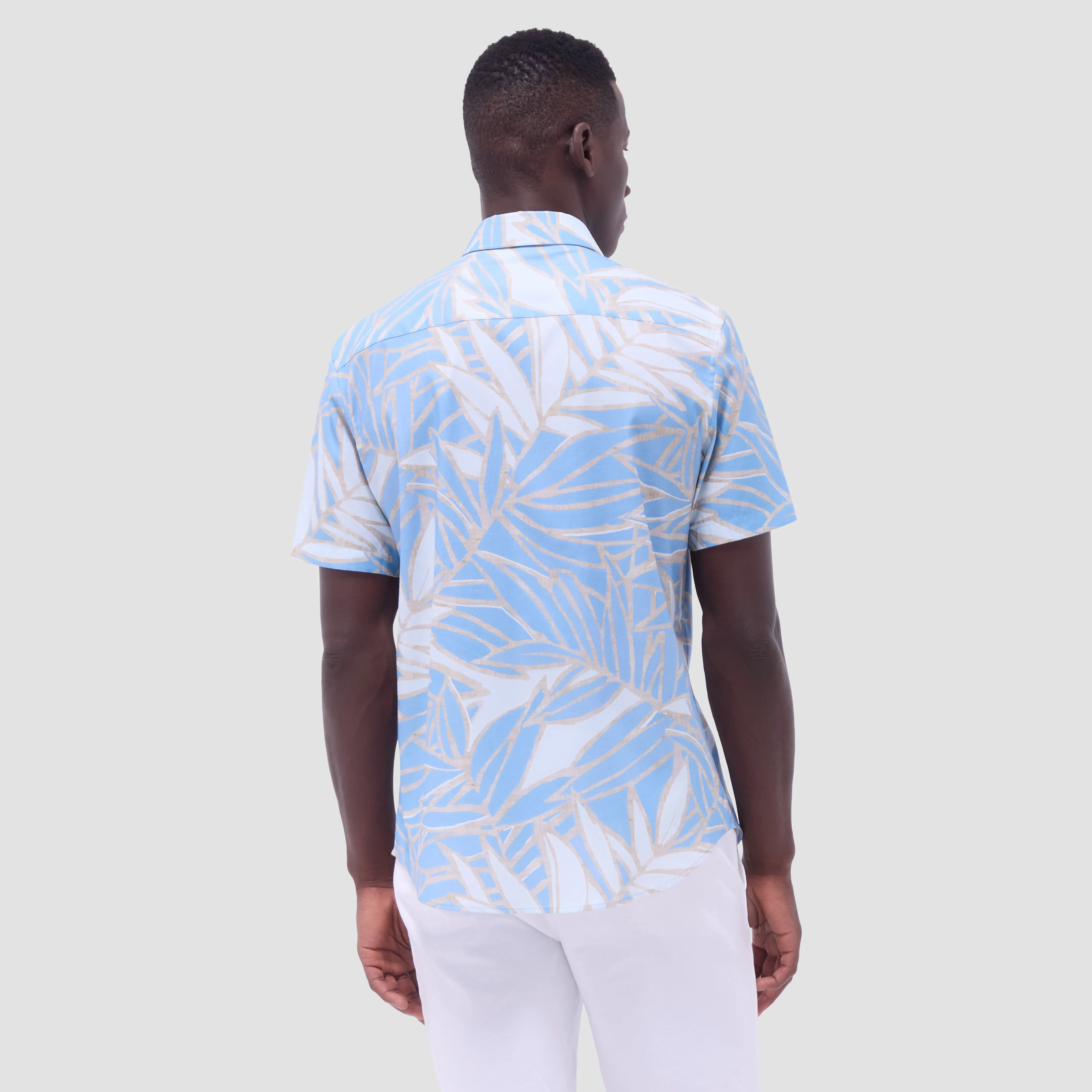 Orson Leaf Print Short-Sleeve Shirt sold by Bugatchi product image thumbnail 4
