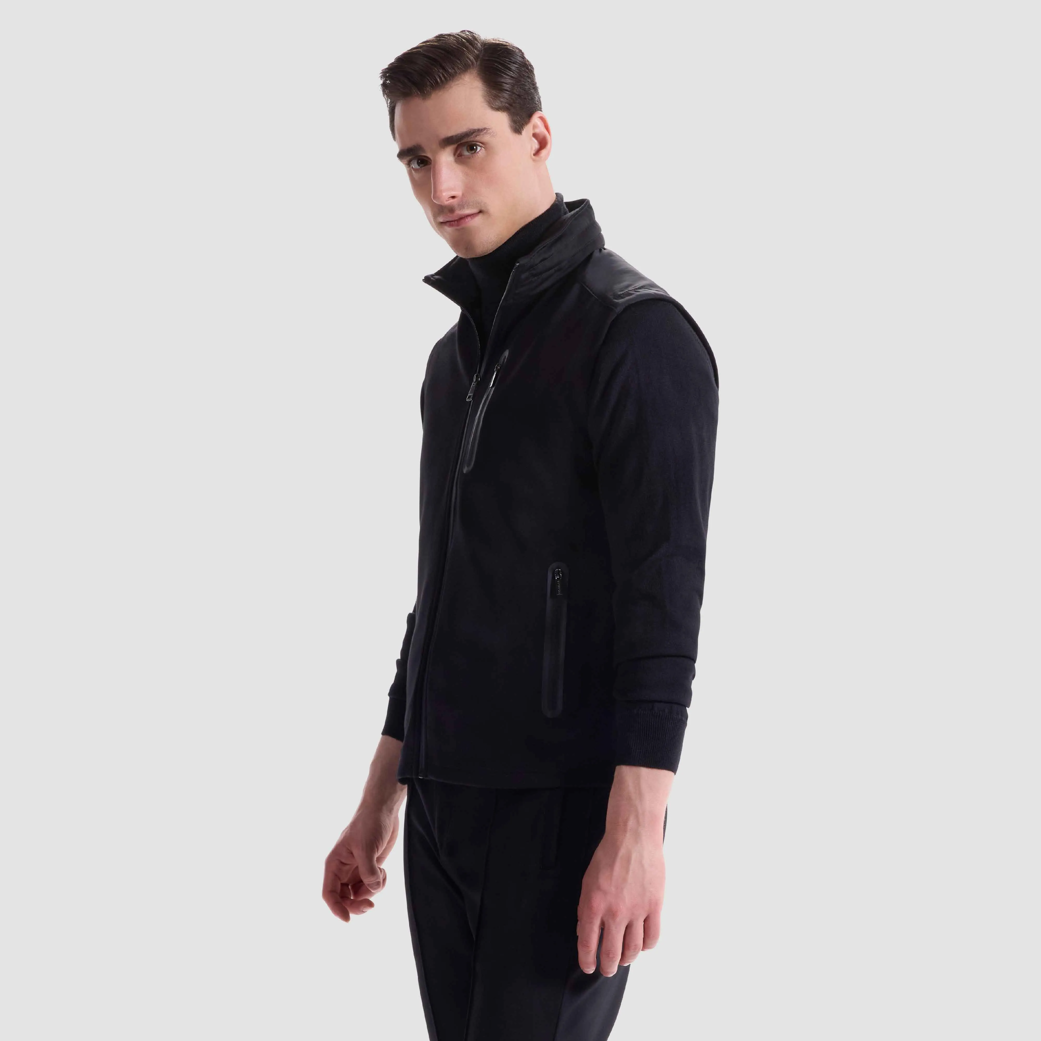 Soft Touch Performance Nylon Hooded Vest sold by Bugatchi product image thumbnail 3