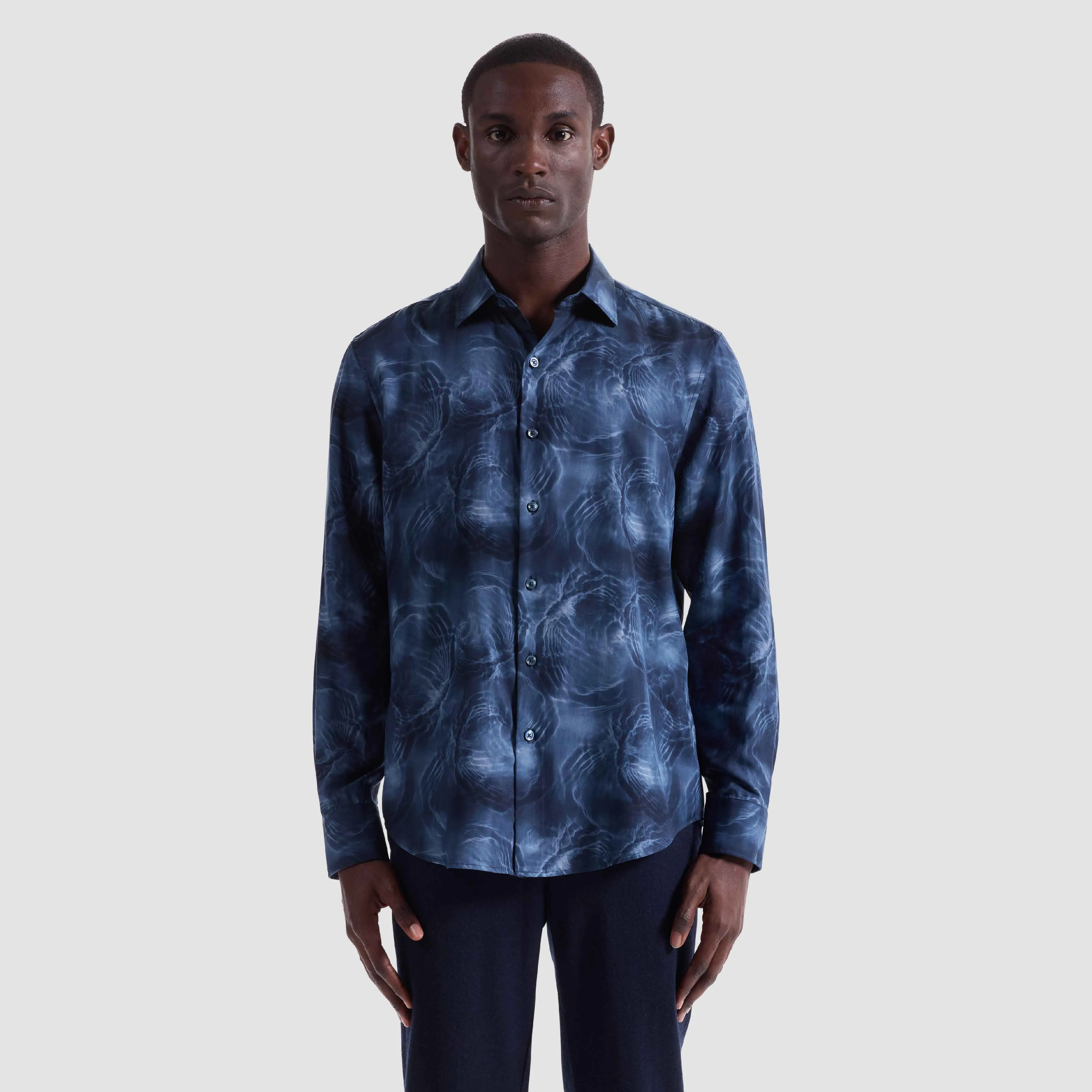 Julian Abstract Shirt sold by Bugatchi product image thumbnail 2