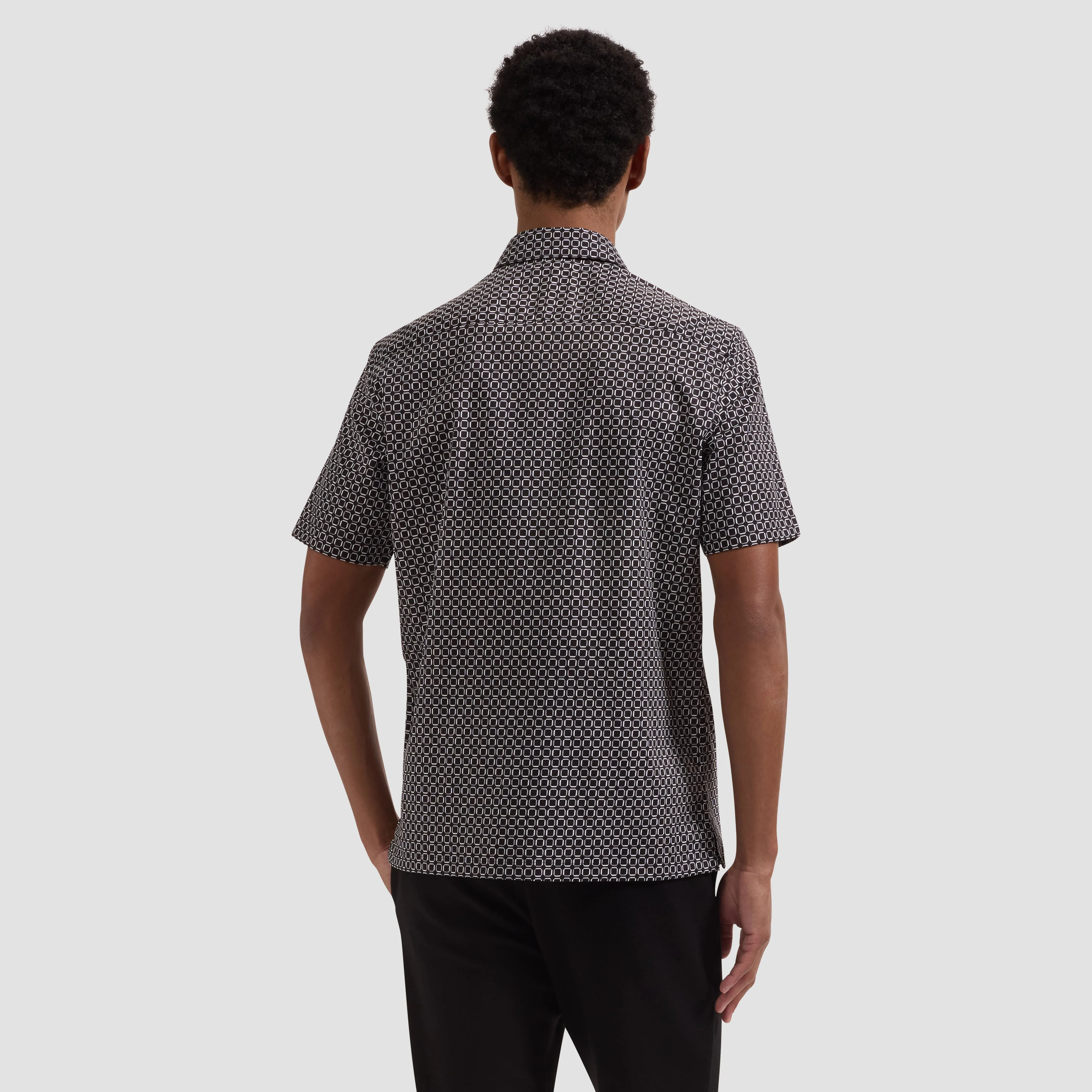 Vero Geometric Short-Sleeve Shirt sold by Bugatchi product image thumbnail 3