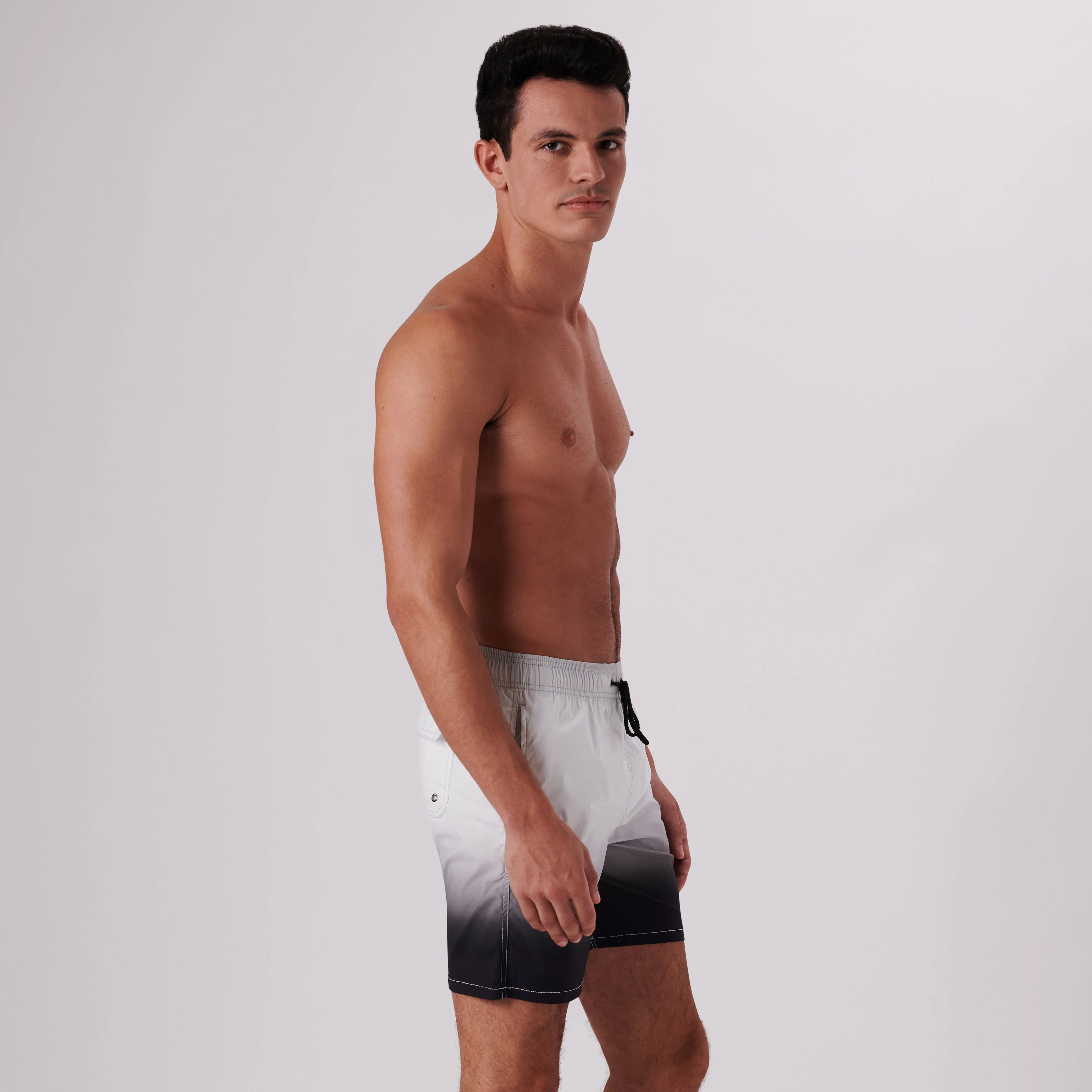 Cosmo Solid Gradient Swim Trunks sold by Bugatchi product image thumbnail 4