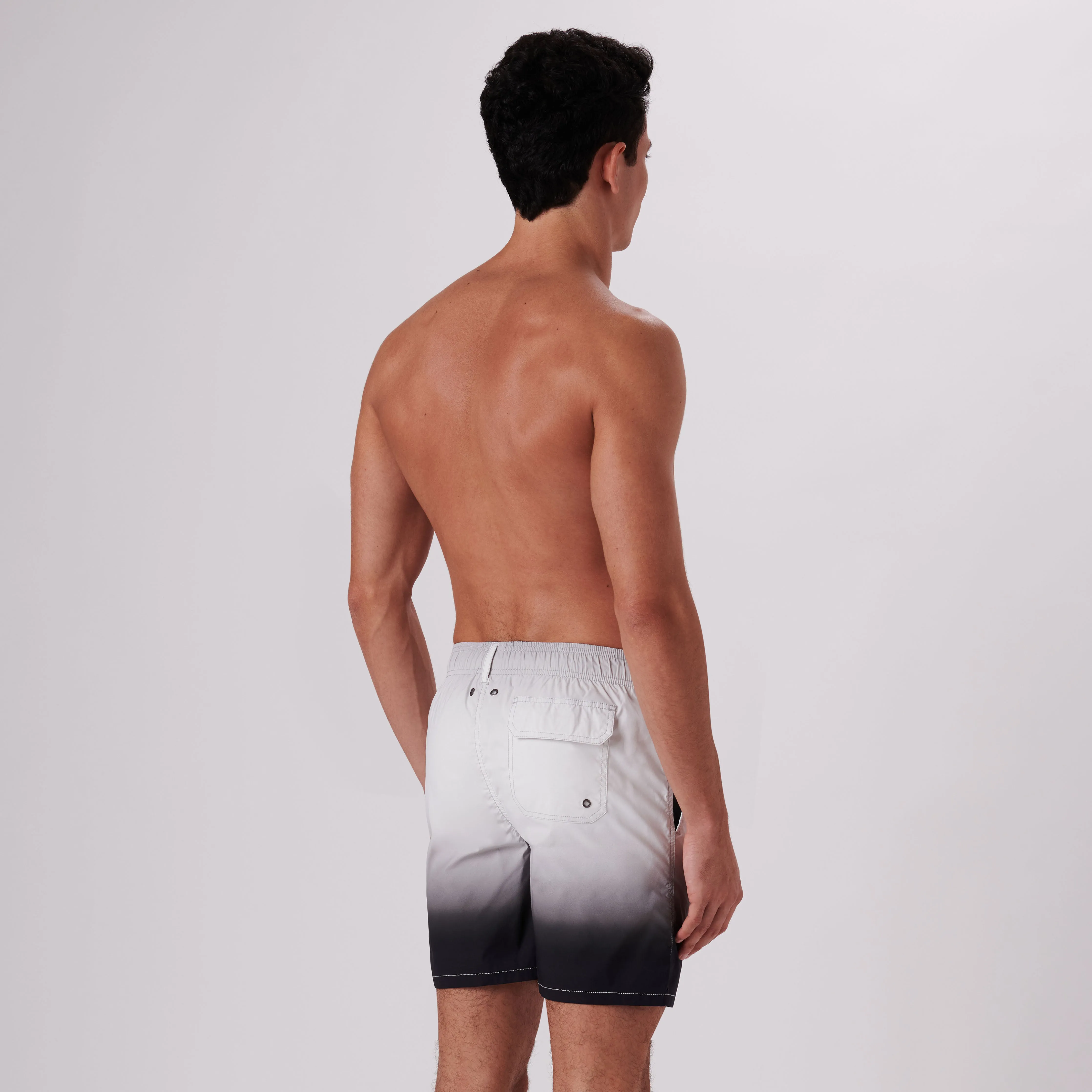 Cosmo Solid Gradient Swim Trunks sold by Bugatchi product image thumbnail 5