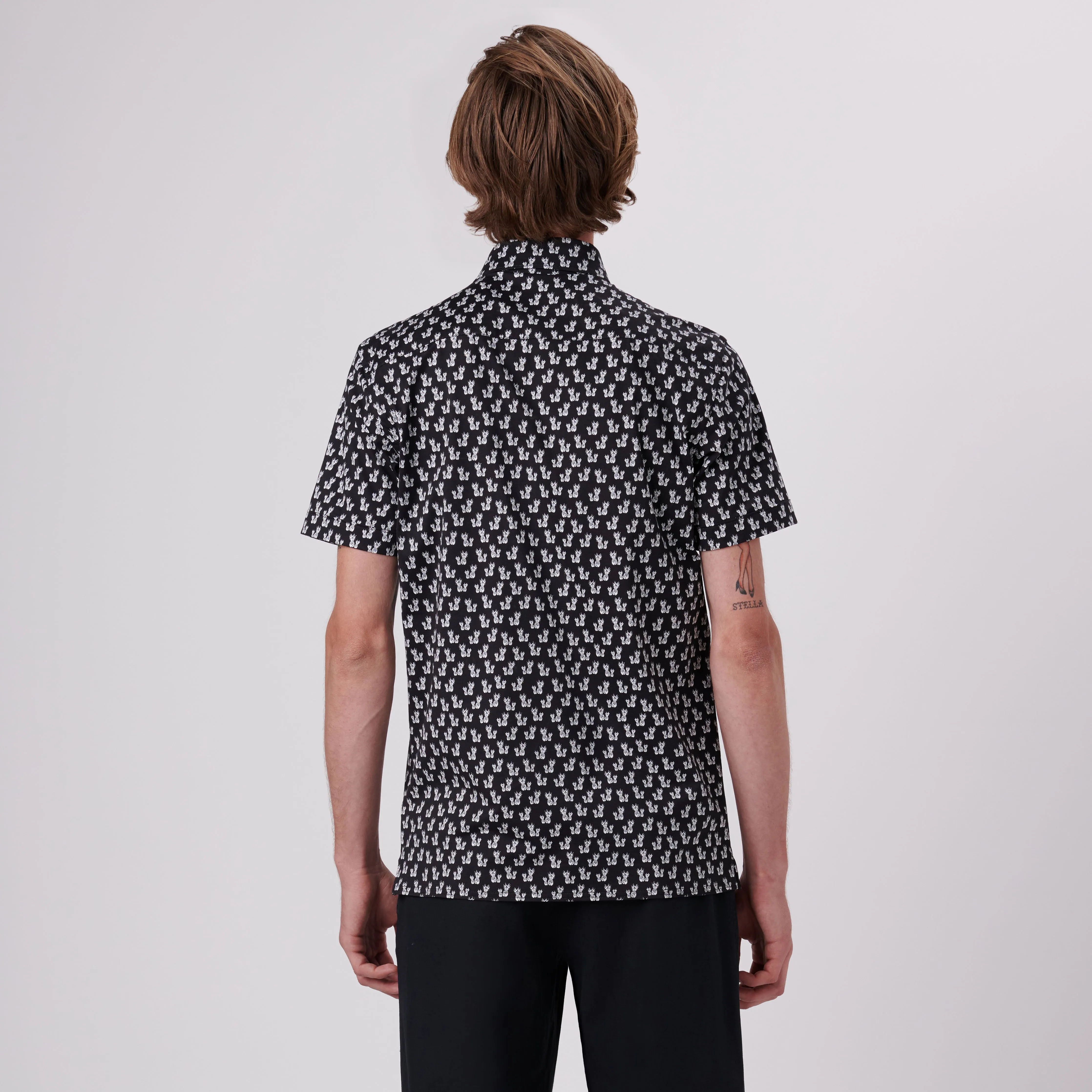 Milo Pineapples Print OoohCotton Short Sleeve Shirt sold by Bugatchi product image thumbnail 4