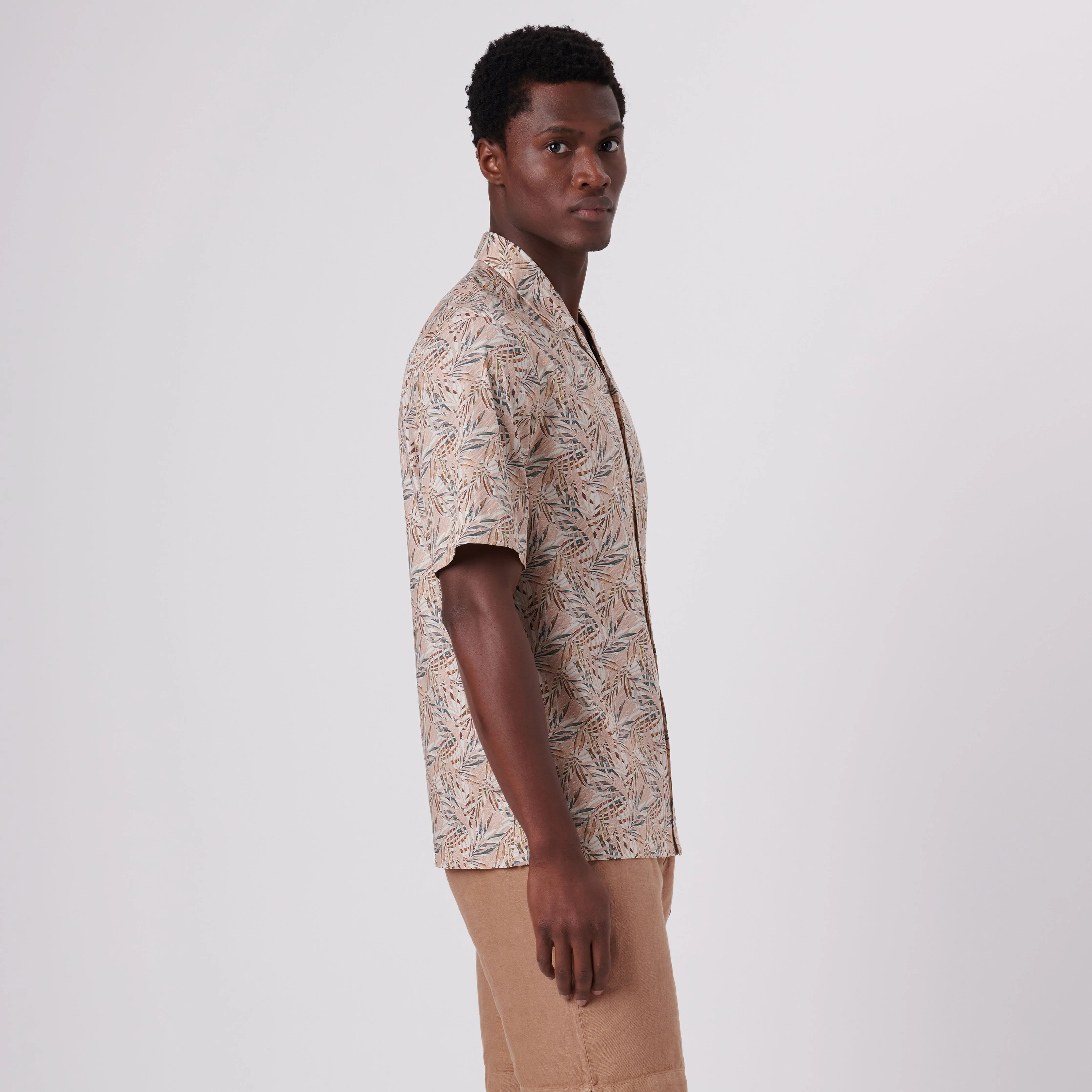 Jackson Leaf Print Short Sleeve Shirt sold by Bugatchi product image thumbnail 3