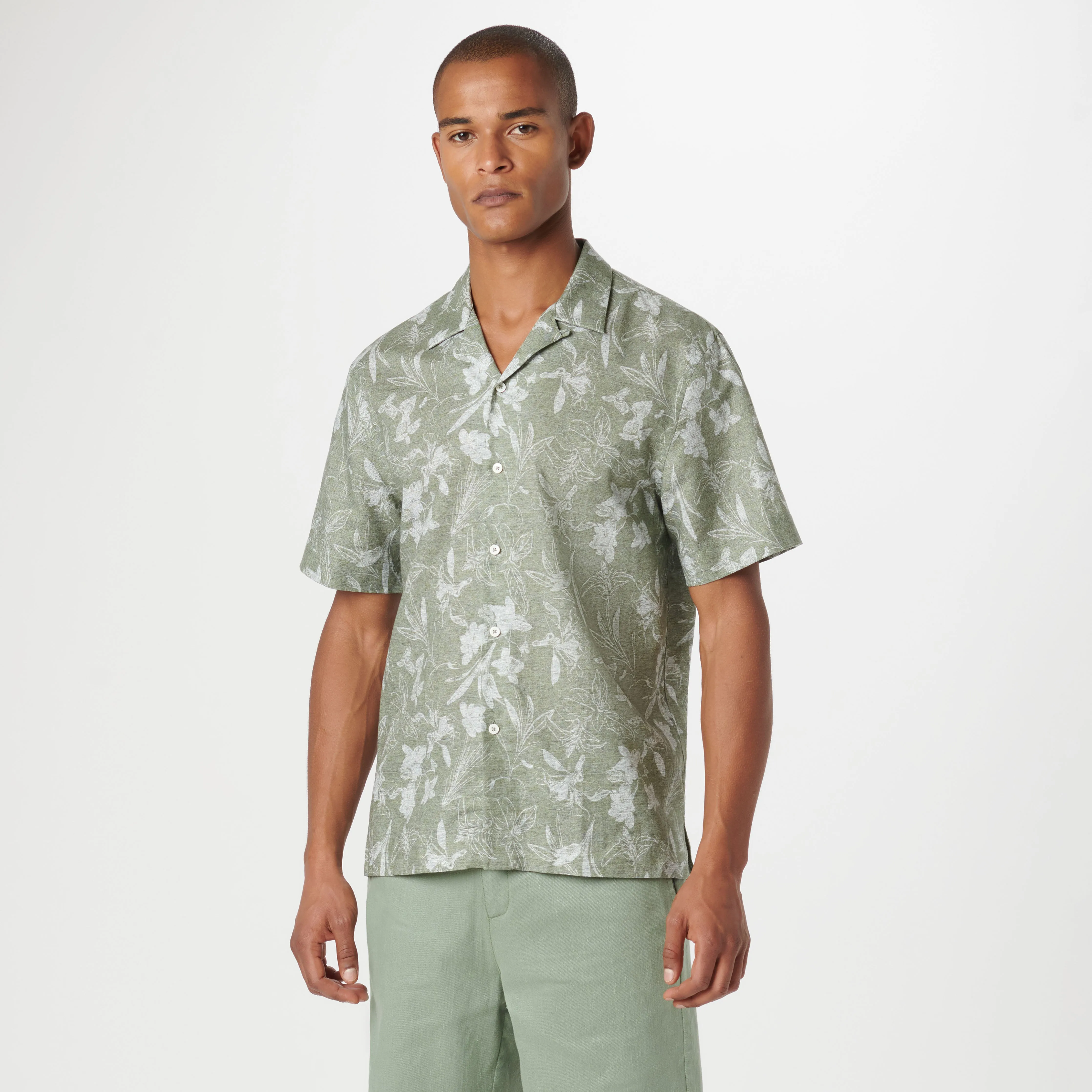Orson Floral Short Sleeve Shirt sold by Bugatchi product image thumbnail 2