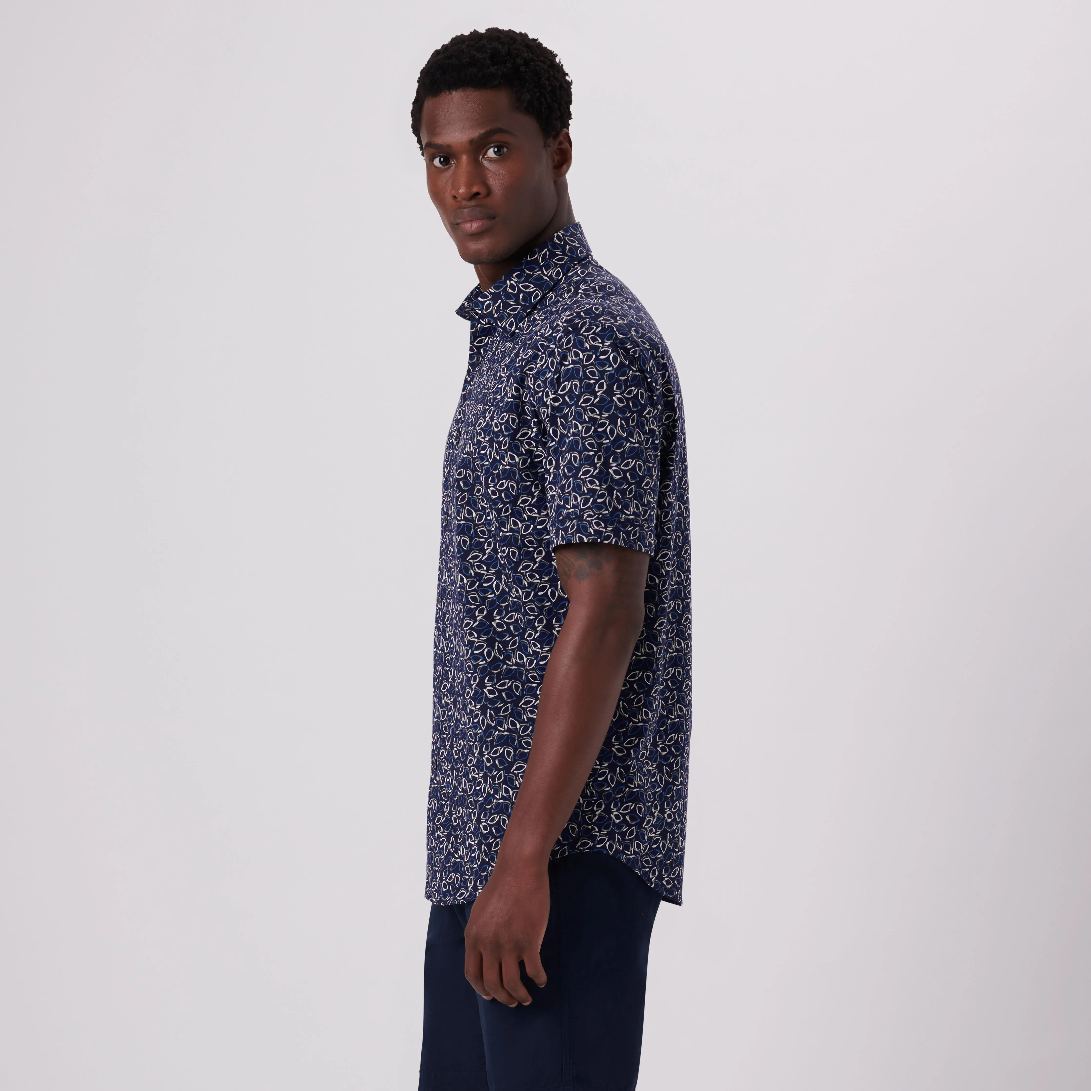 Miles Abstract Print OoohCotton Short Sleeve Shirt sold by Bugatchi product image thumbnail 3