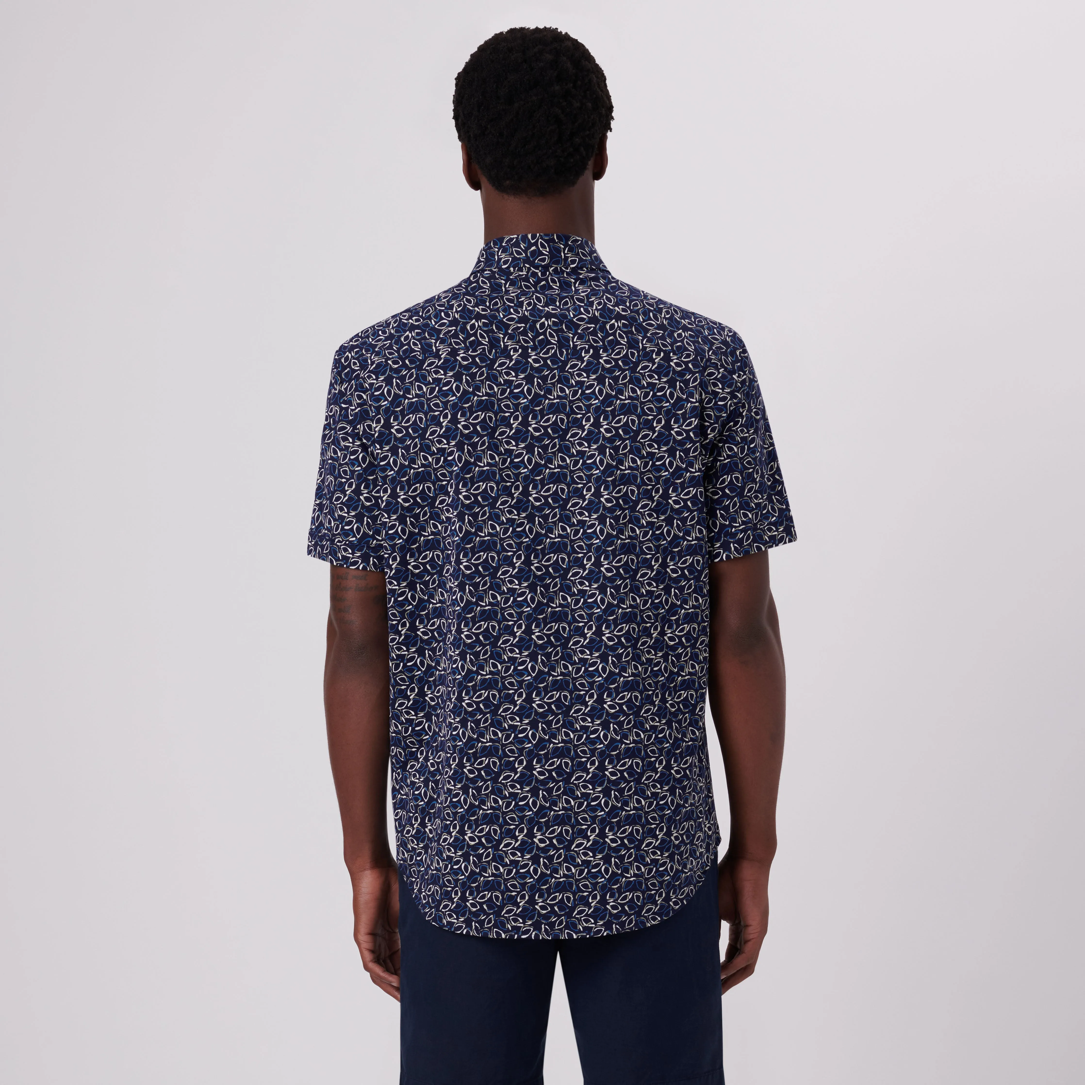 Miles Abstract Print OoohCotton Short Sleeve Shirt sold by Bugatchi product image thumbnail 4