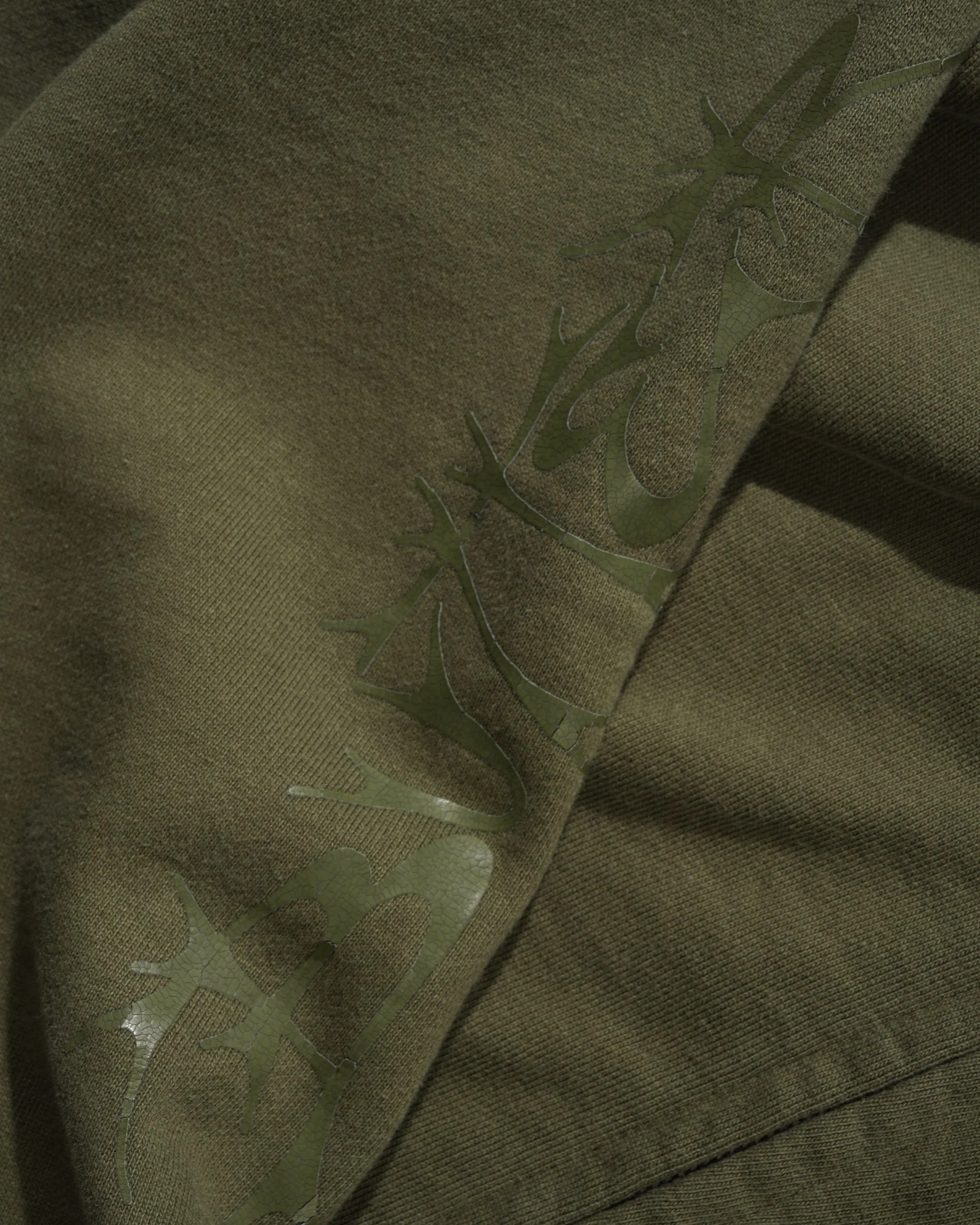 Scrawling Zip-Thru Hood, Washed Dull Army sold by Butter product image thumbnail 2
