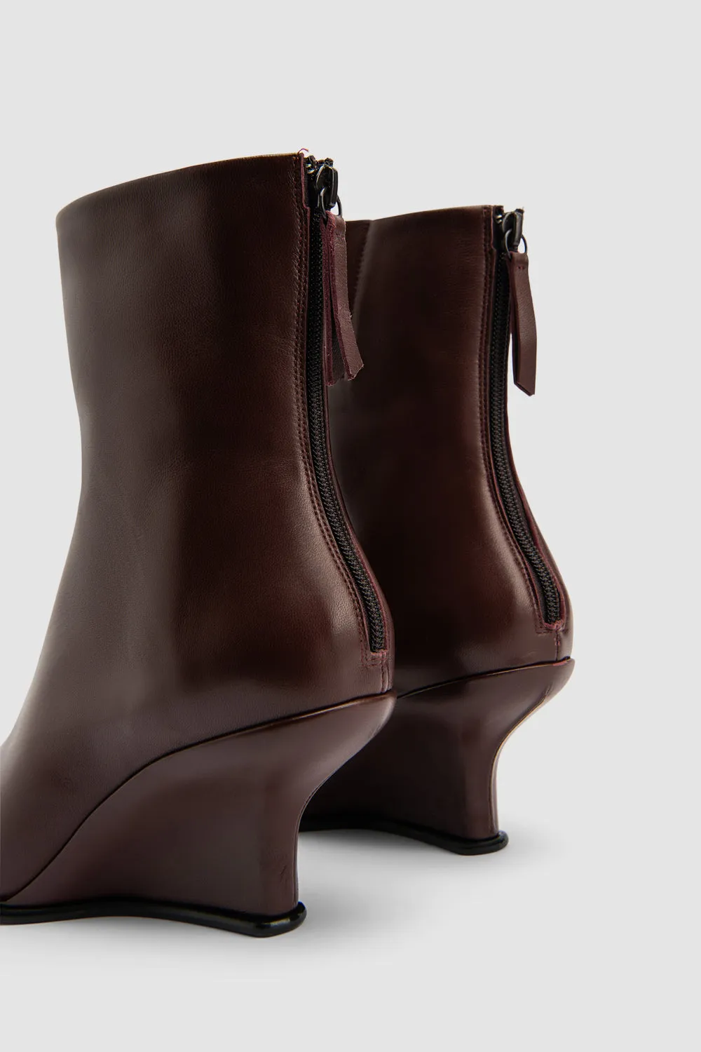 Caroo Ankle Boot Leather Ankle Boot sold by BY FAR product image thumbnail 5
