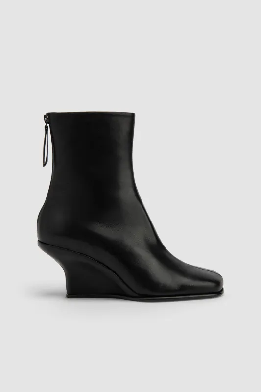 Caroo Ankle Boot Leather Ankle Boot made by BY FAR