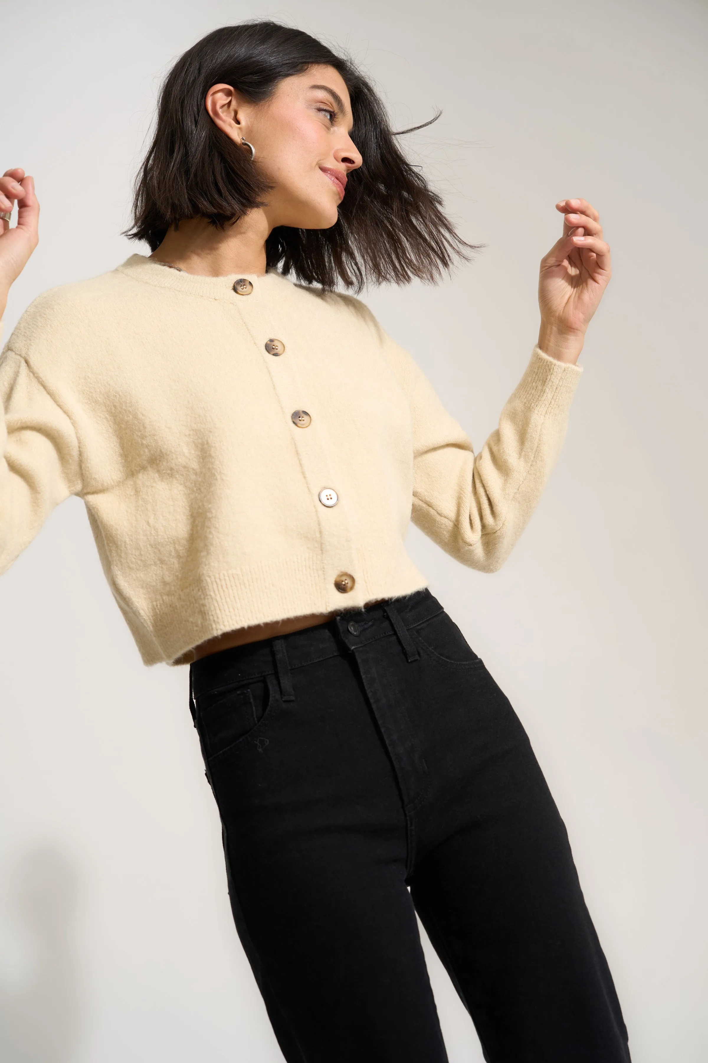 Fiona Cardigan - Creme sold by Callahan