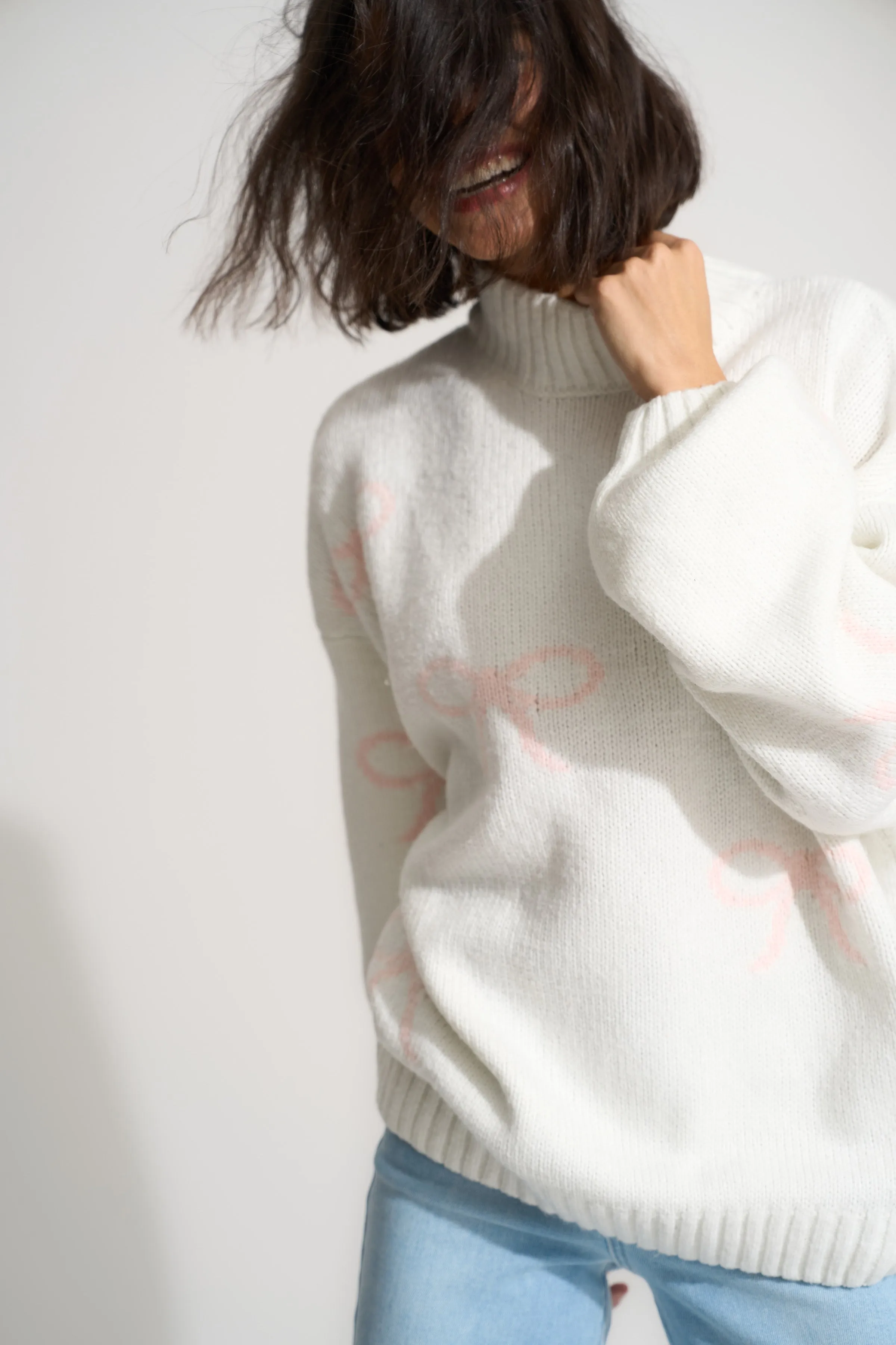 Bellamy Knit Pullover - White Bow sold by Callahan product image thumbnail 2