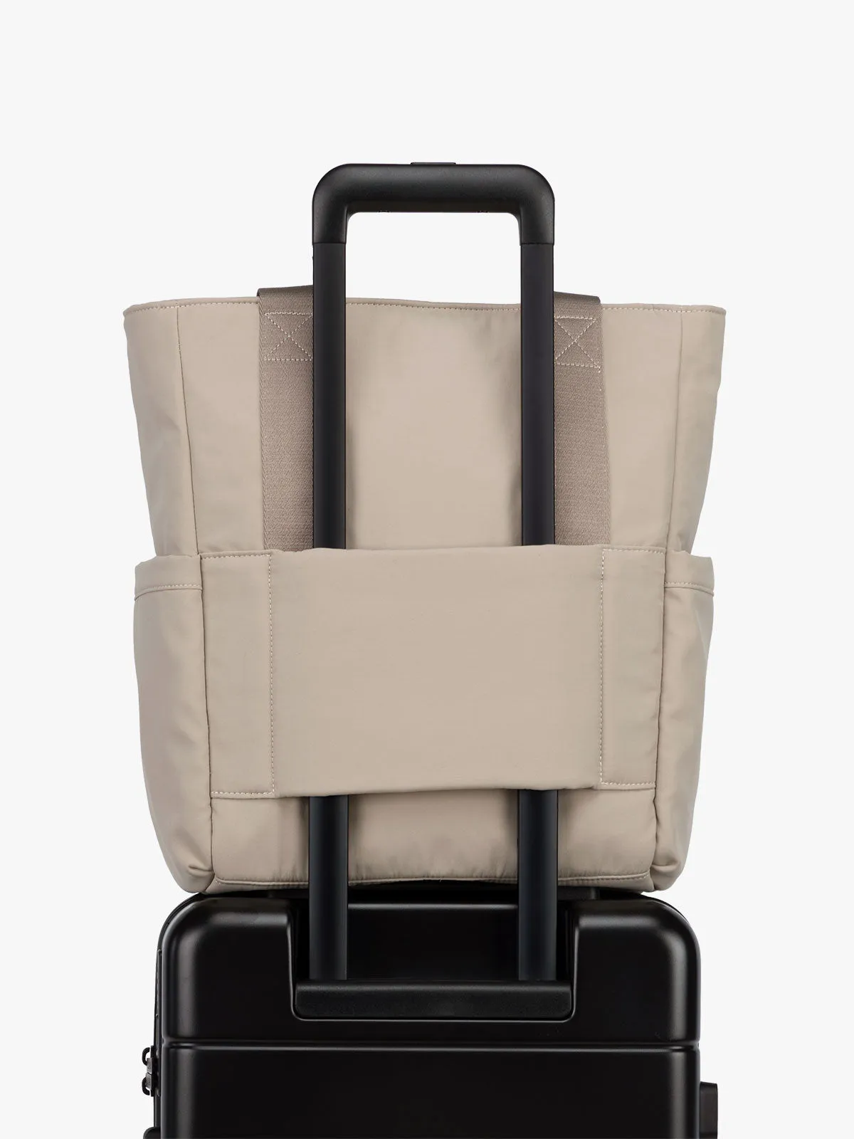 Connect Zip Laptop Tote sold by Calpak product image thumbnail 5