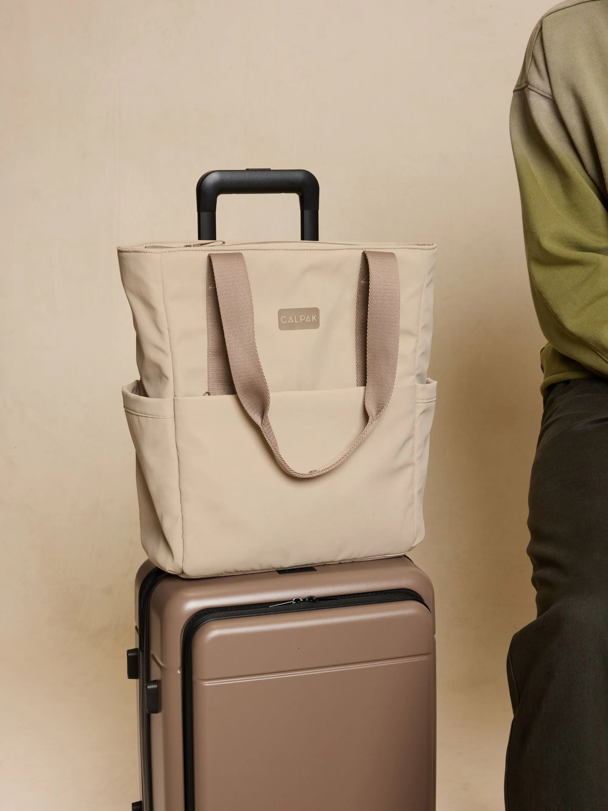 Connect Zip Laptop Tote sold by Calpak product image thumbnail 2