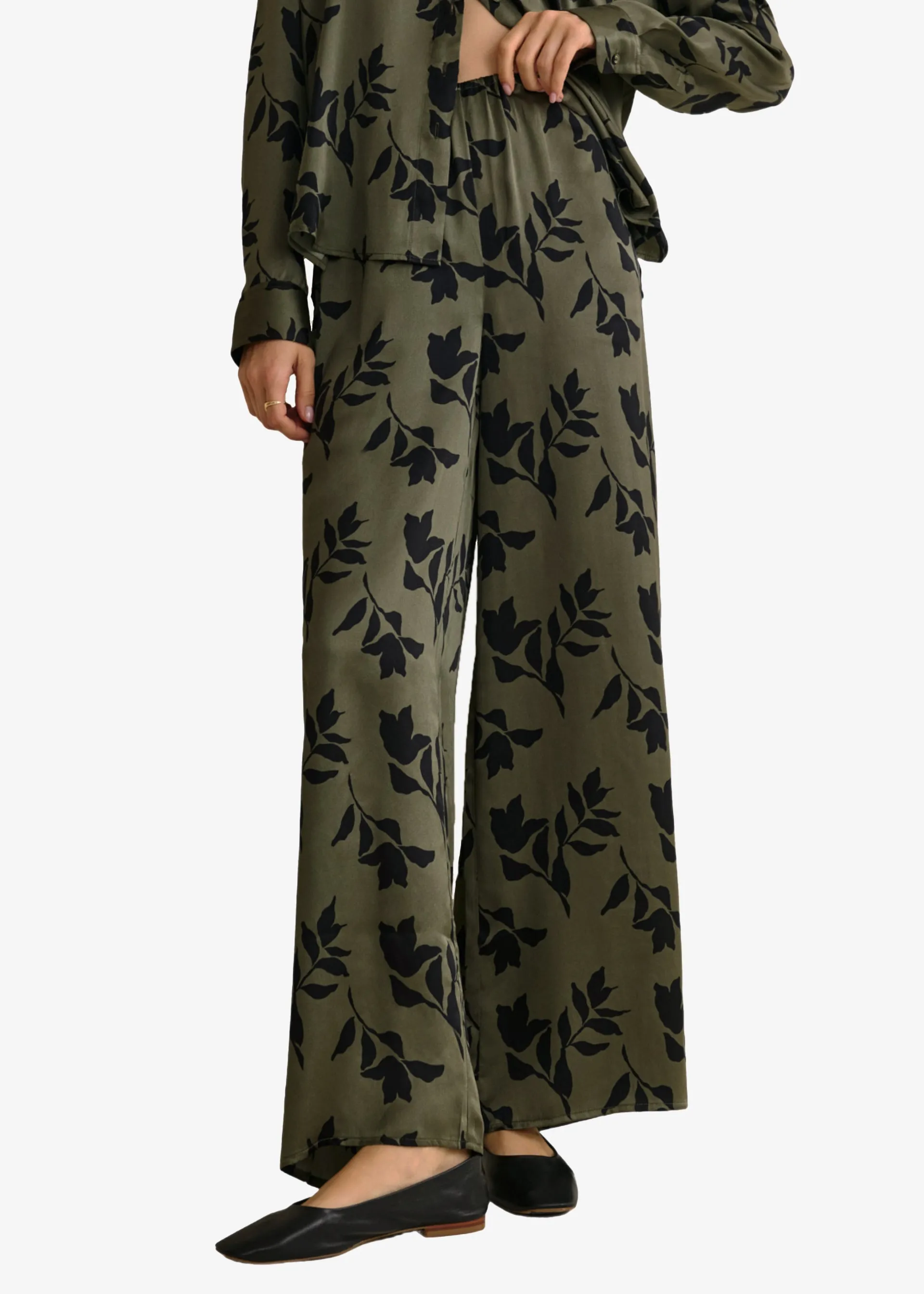 Doreen Charmeuse Pant Pressed Floral sold by Cami NYC