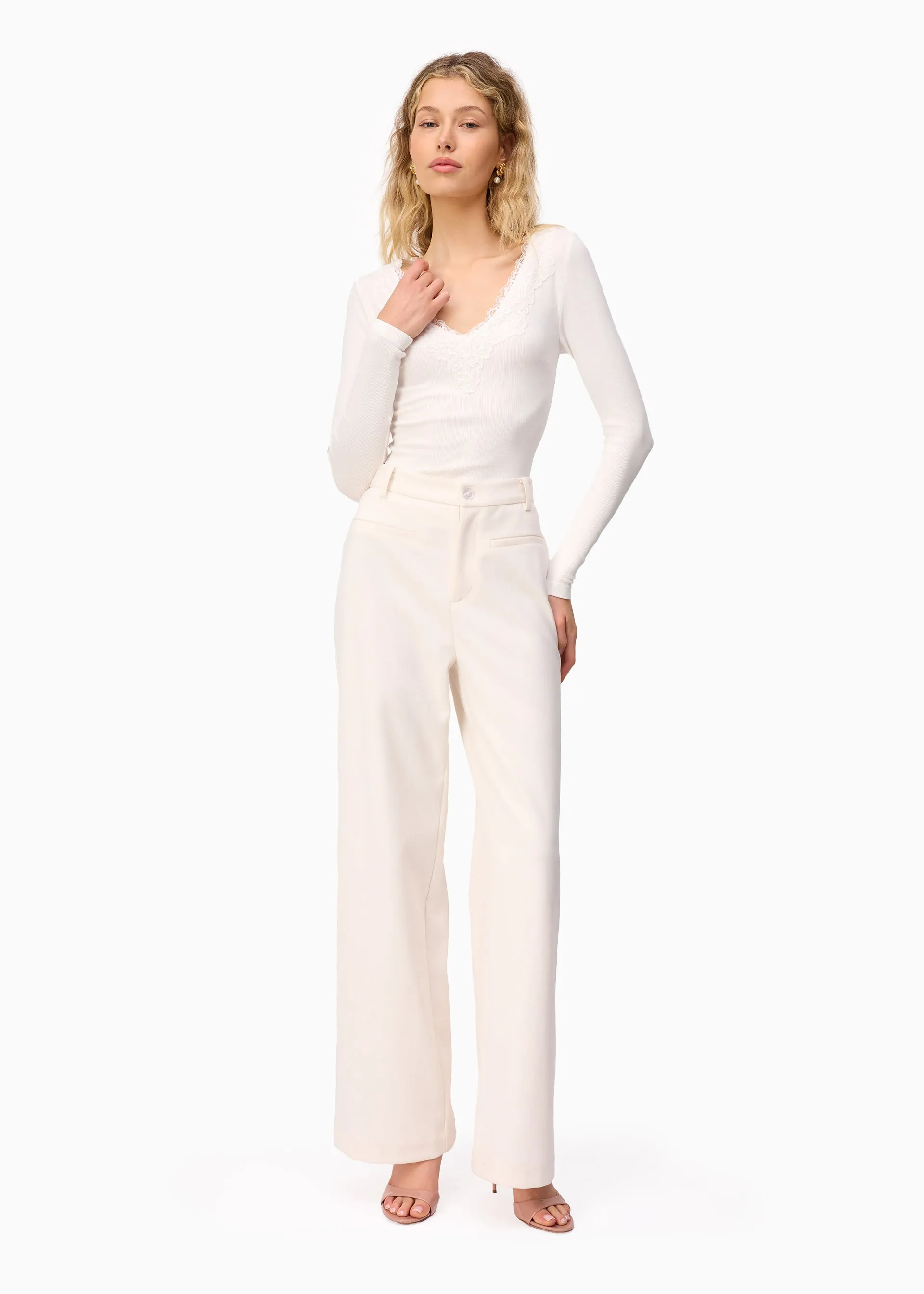 Leo High Rise Pant Macadamia sold by CAMI product image thumbnail 4