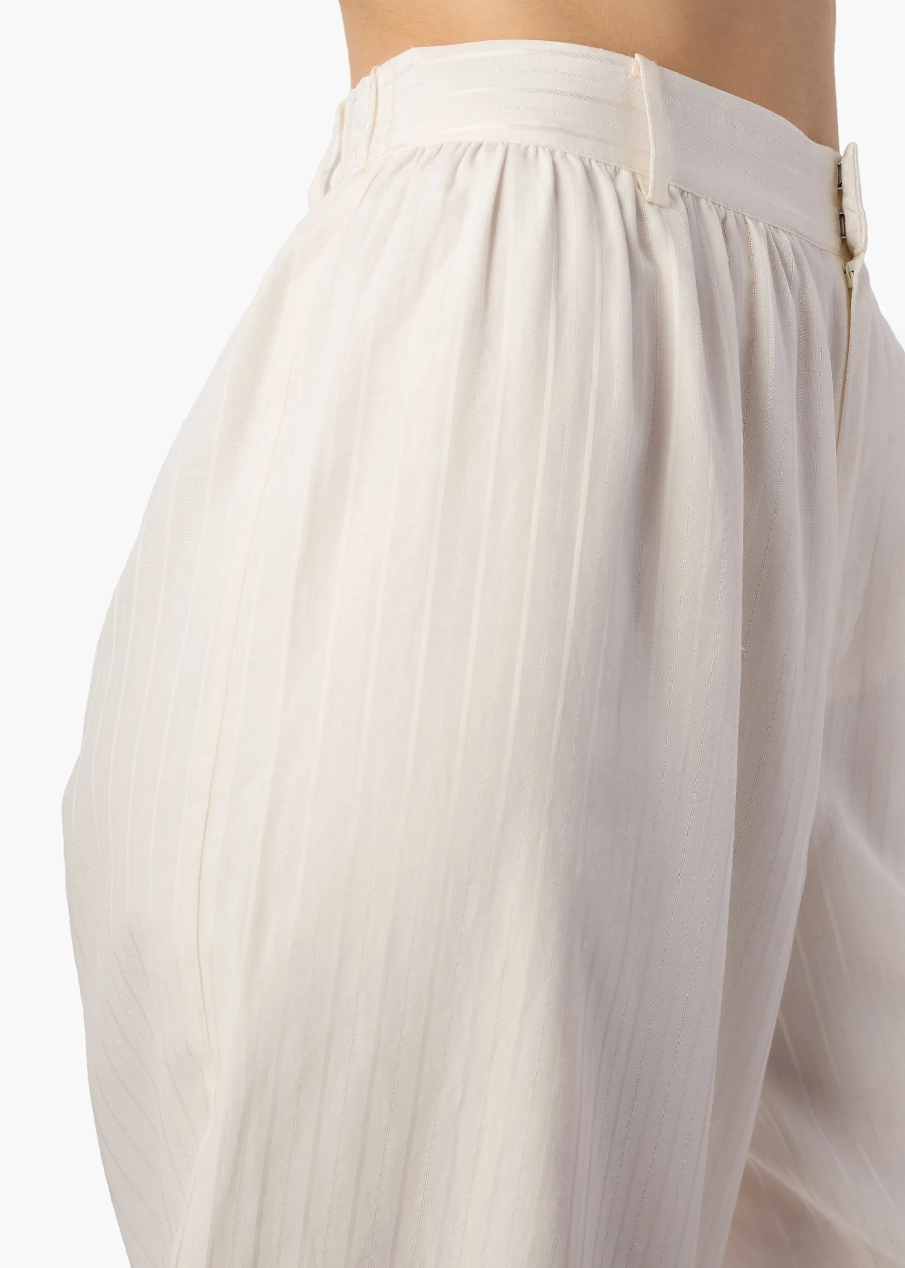 Tessie Trouser Style Balloon Pant Macadamia sold by CAMI product image thumbnail 4