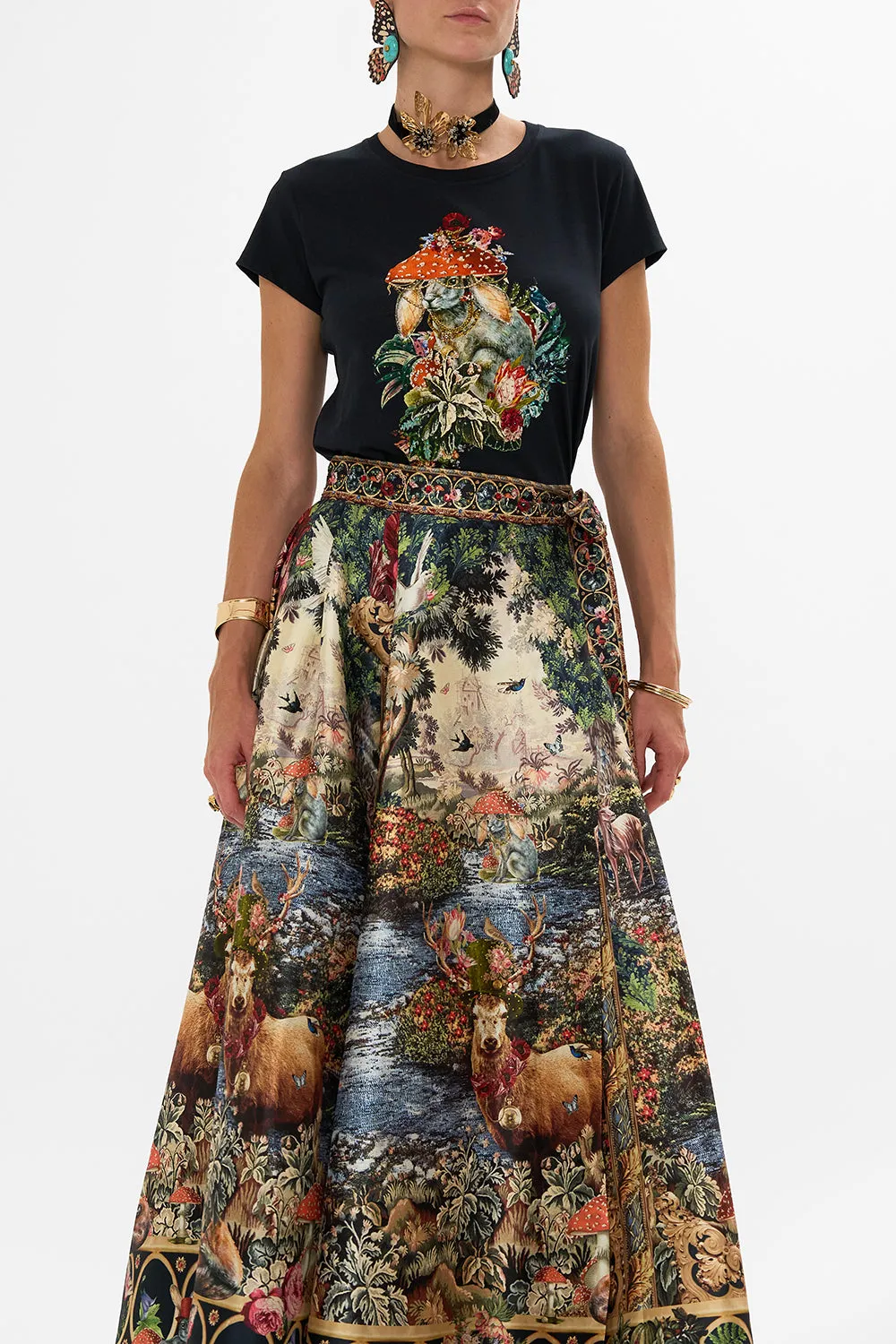 CURVED HEM FITTED TEE - BLACK TAPESTRY TOTEMS sold by Camilla product image thumbnail 5