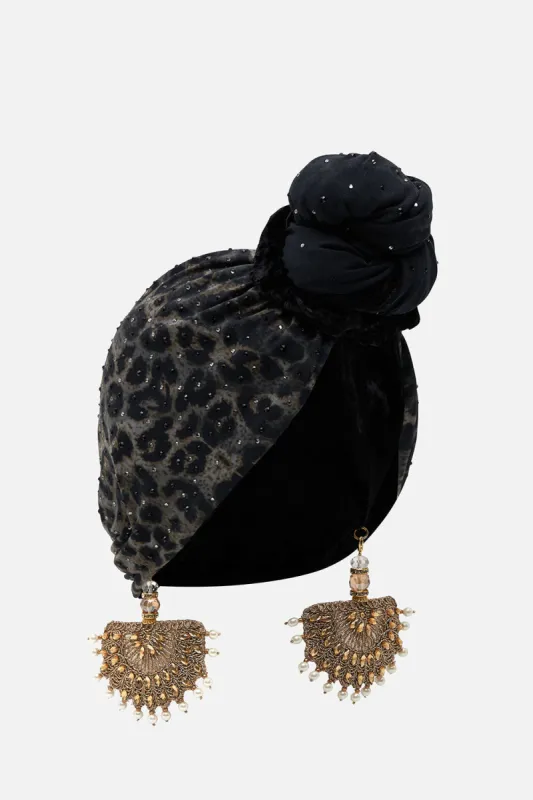 TURBAN WITH EARRINGS SHADOWS OF ARMADA sold by Camilla