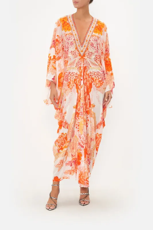 T SHAPE LONG KAFTAN DRAGON MOTHER sold by Camilla