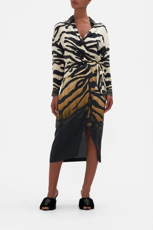 TWIST FRONT SHIRT DRESS TAME MY TIGER sold by Camilla