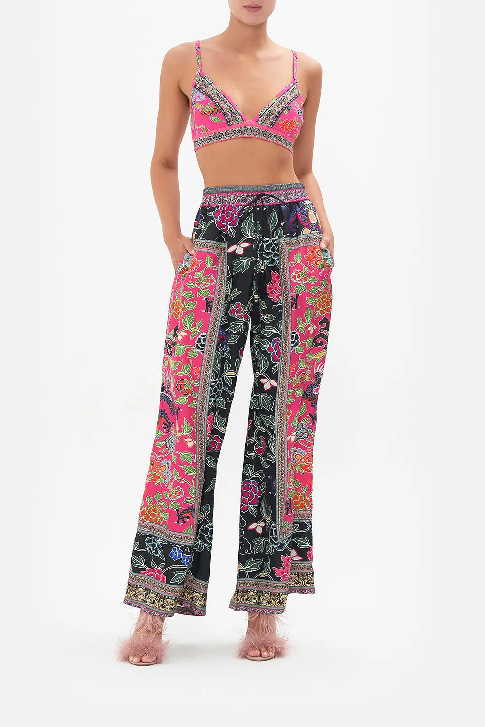 SOFT BRA WITH BACK CLIP TASTE OF TWILIGHT sold by Camilla