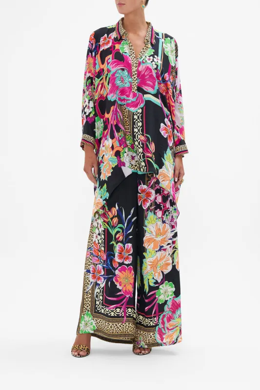BUTTON UP TOP WITH DRAPED BACK PRINTED PRIMA VERA sold by Camilla