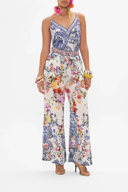 LOUNGE PANT DUTCH IS LIFE sold by Camilla