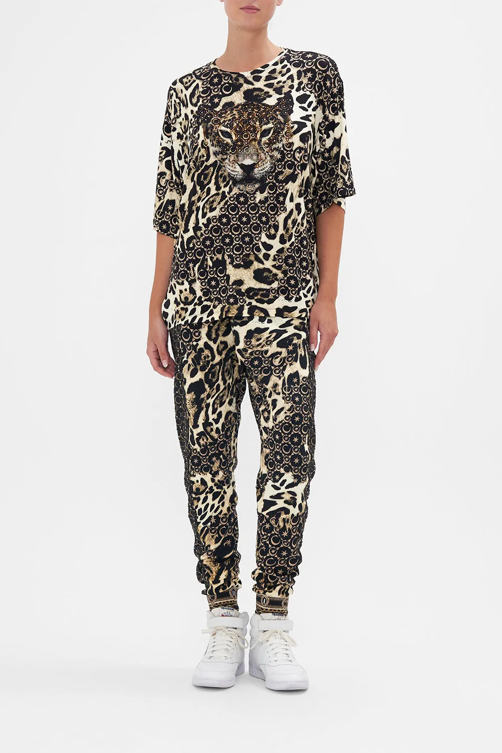 RELAXED BODY AND SLEEVE TEE WILDCAT SOIREE sold by Camilla