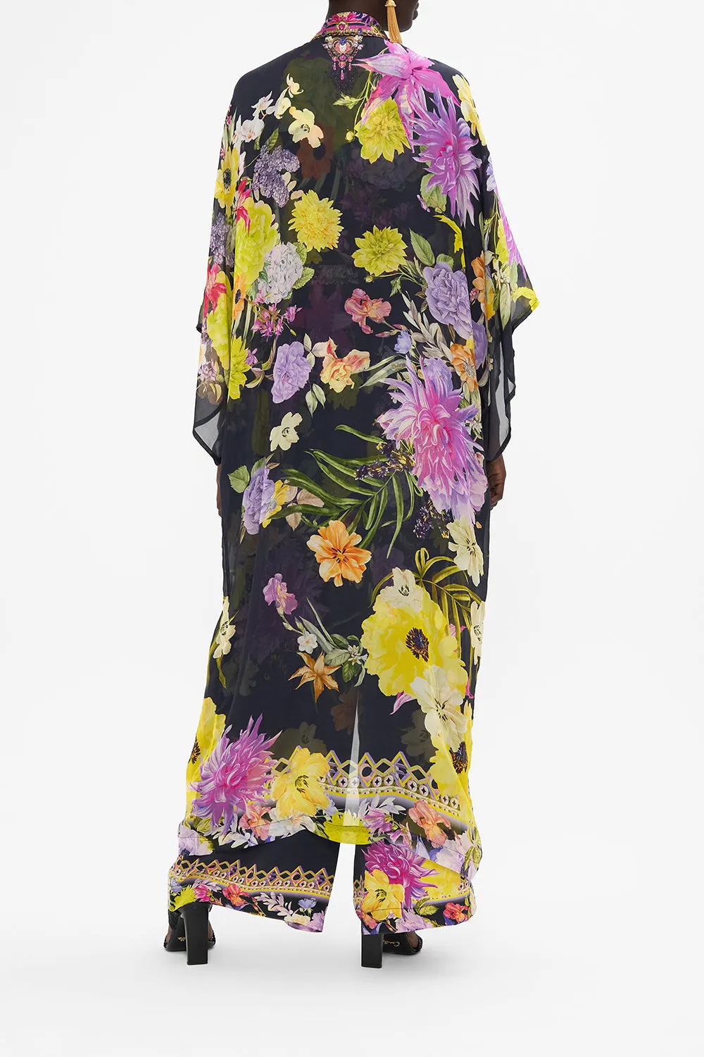 KIMONO LAYER WITH COLLAR PEACE BE WITH YOU sold by Camilla product image thumbnail 2