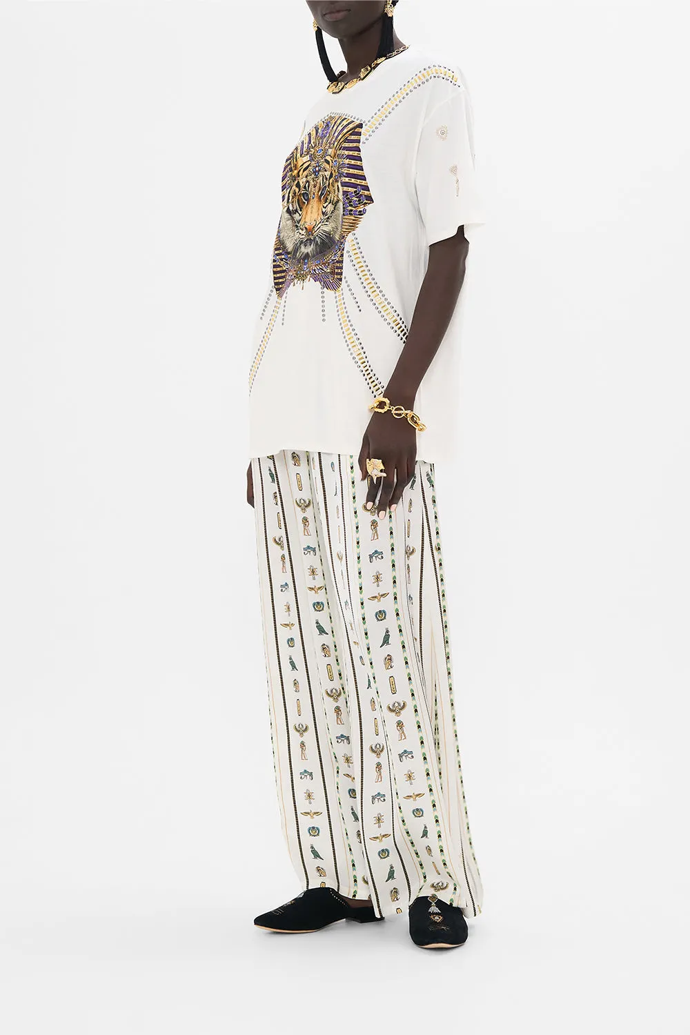 OVERSIZED BAND TEE - WHITE VALLEY OF THE QUEENS sold by Camilla product image thumbnail 4