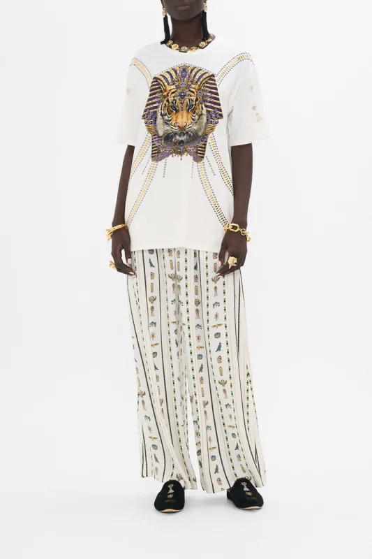 OVERSIZED BAND TEE - WHITE VALLEY OF THE QUEENS sold by Camilla