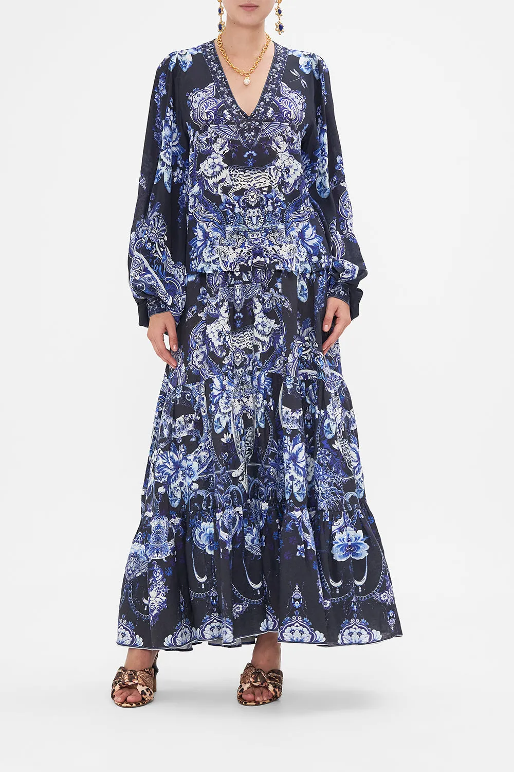 V-NECK BLOUSON SLEEVE BLOUSE DELFT DYNASTY sold by Camilla