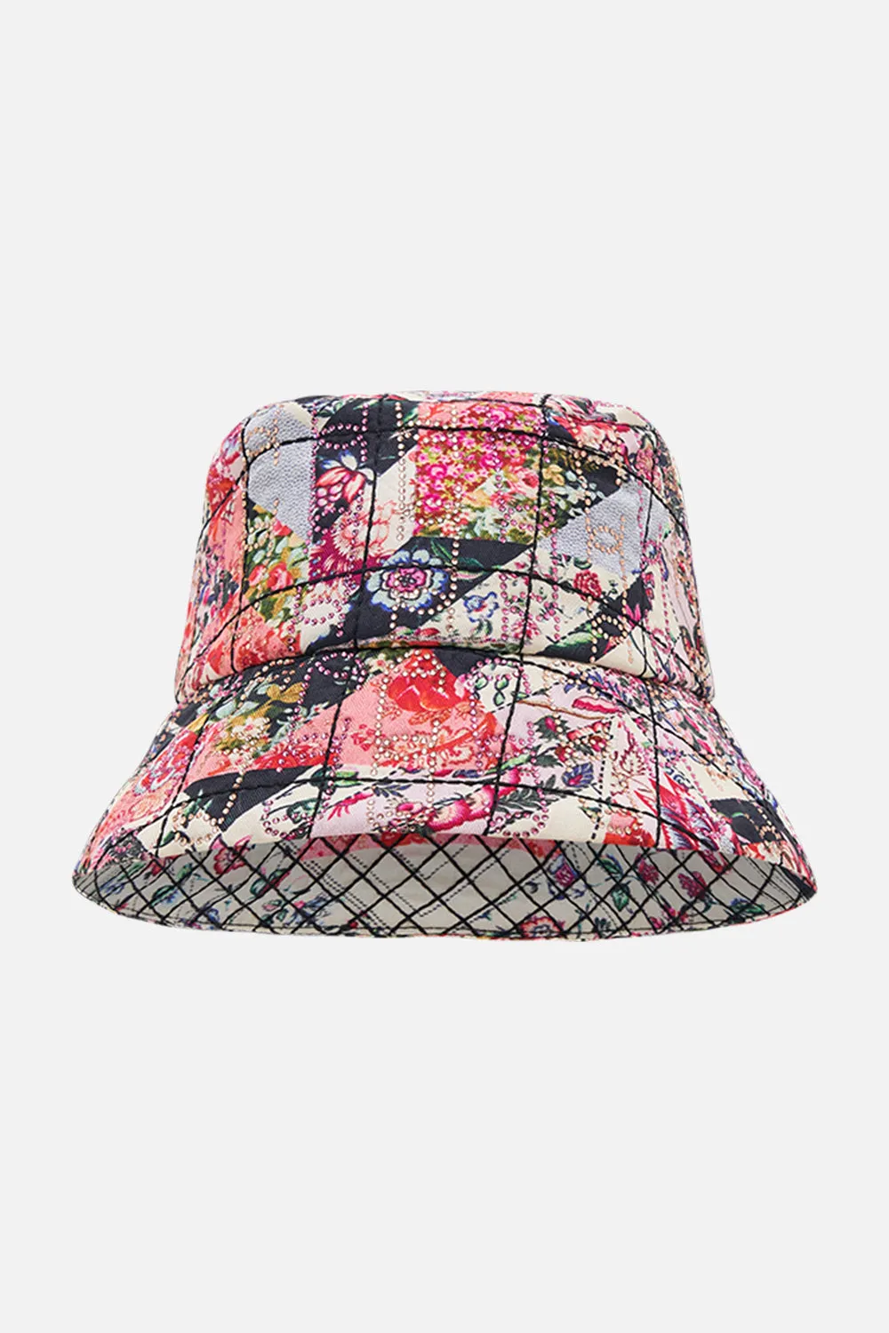 QUILTED BUCKET HAT PATCHWORK POETRY sold by Camilla