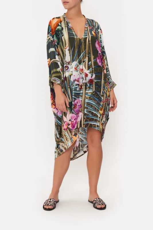 V-NECK DRESS WITH DRAPED BACK PASSPORT TO PARADISE sold by Camilla