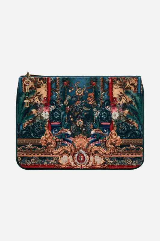 SMALL CANVAS CLUTCH VERDIS WORLD sold by Camilla