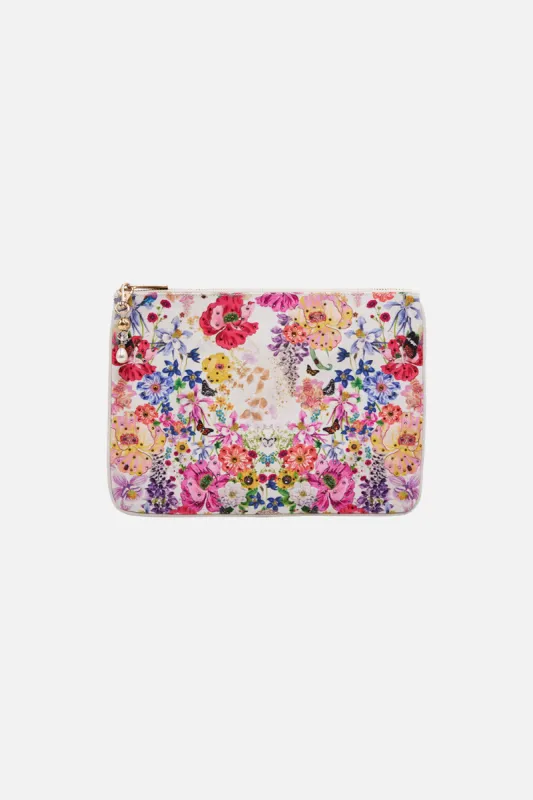 SMALL CANVAS CLUTCH FAIRY GANG sold by Camilla