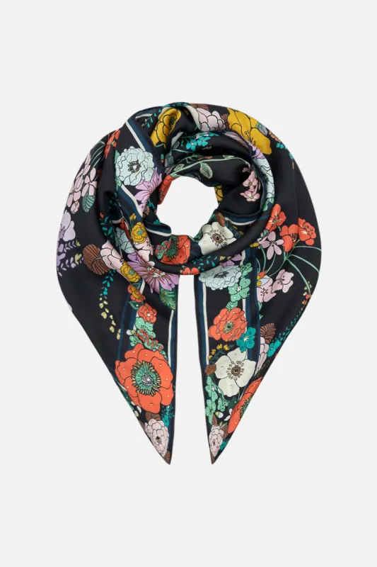 LARGE SQUARE SCARF WE WORE FOLKLORE sold by Camilla