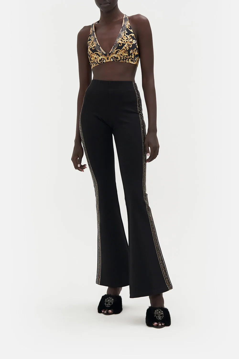 SOFT C/D BRA WITH BACK CLIP DANCE WITH DUENDE sold by Camilla