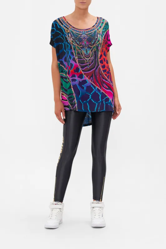 LOOSE FIT TEE UNDER THE NEON SUN sold by Camilla