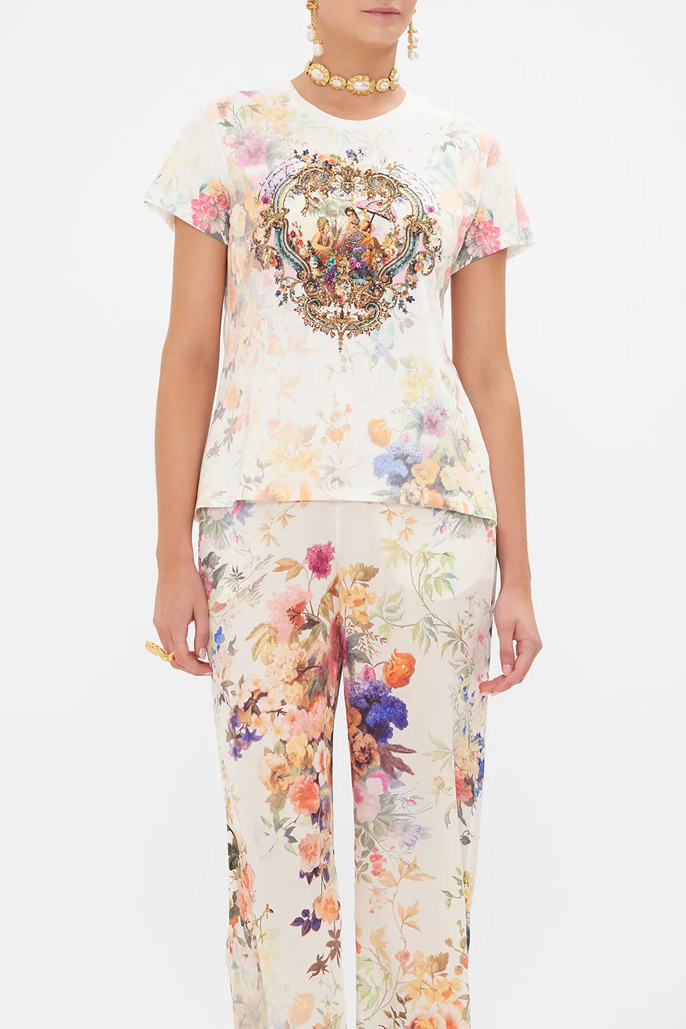 ORGANIC COTTON EASY TEE FRIENDS WITH FRESCOS sold by Camilla product image thumbnail 5