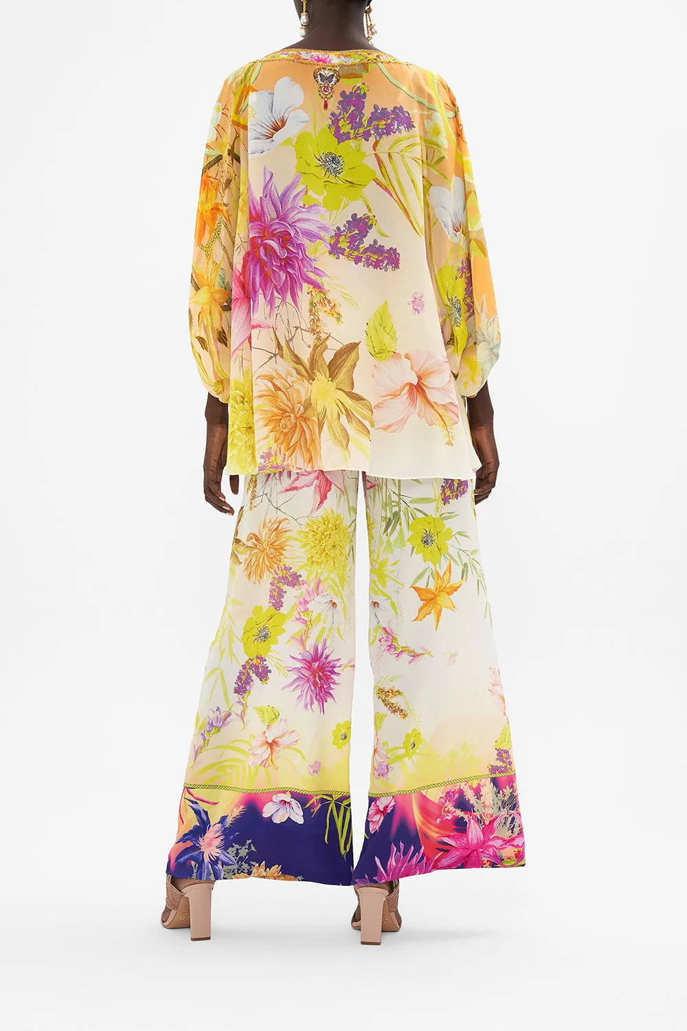 RAGLAN SLEEVE BLOUSE WITH CUFF HOW DOES YOUR GARDEN GROW sold by Camilla product image thumbnail 2