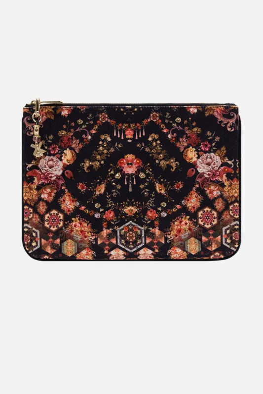 SMALL CANVAS CLUTCH STITCHED IN TIME sold by Camilla