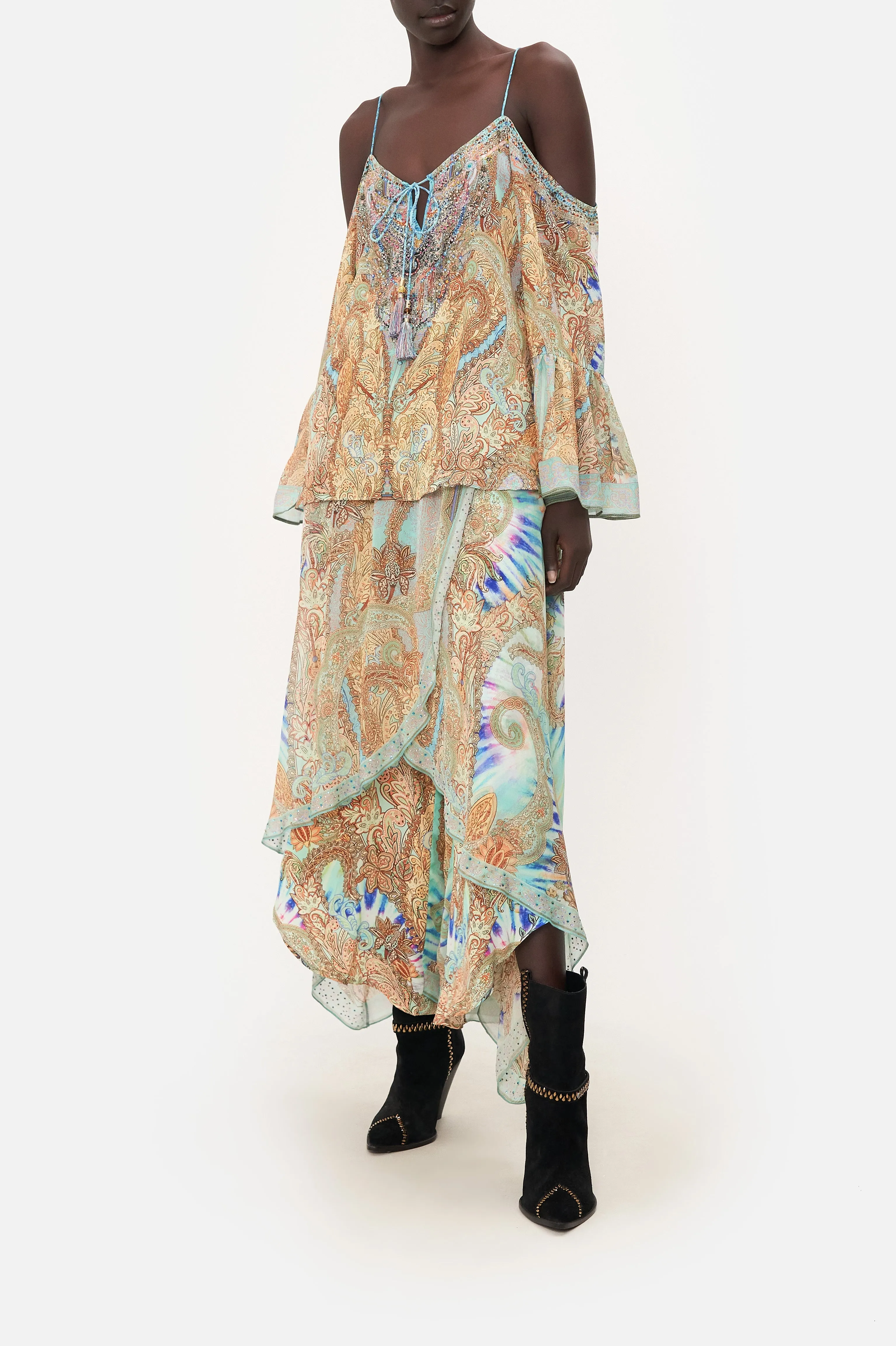 DROP SHOULDER TOP MAKE LOVE NOT WAR sold by Camilla