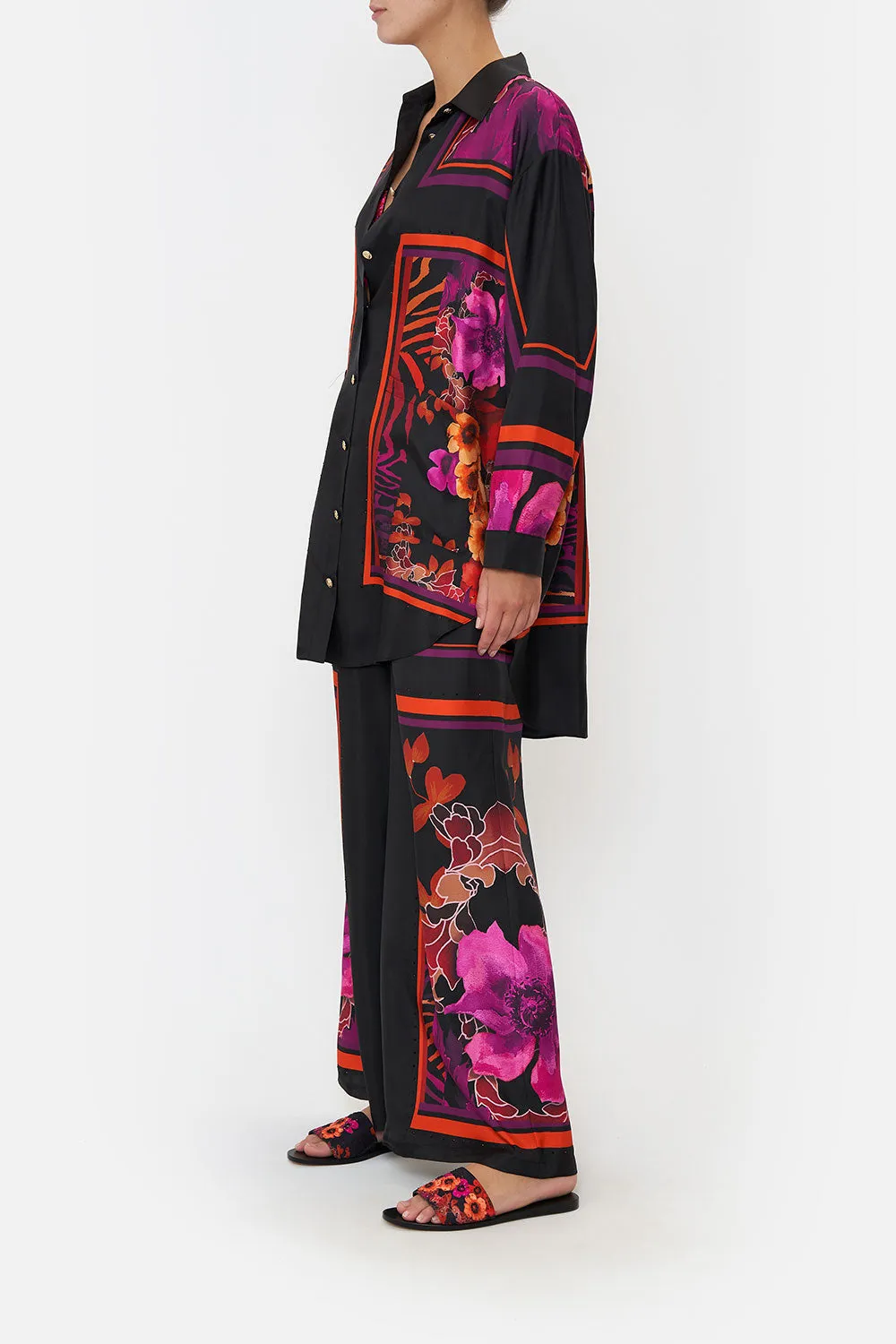 SHIRT TUNIC WITH POCKETS MIDNIGHT POPPY sold by Camilla product image thumbnail 4