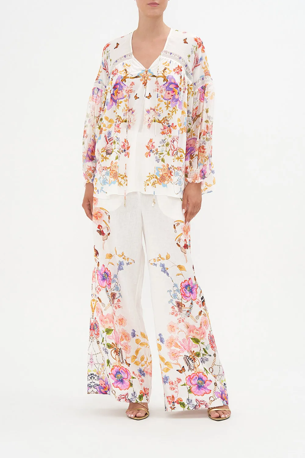 BLOUSON BLOUSE WITH NECK TIE SPIDER GIRL sold by Camilla