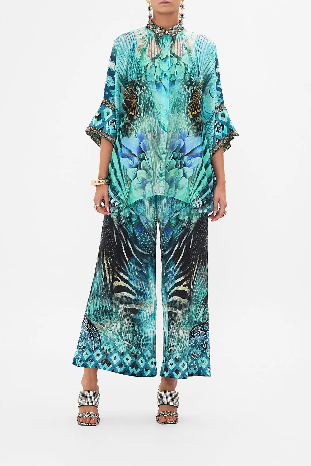 BATWING SHIRT AZURE ALLURE sold by Camilla