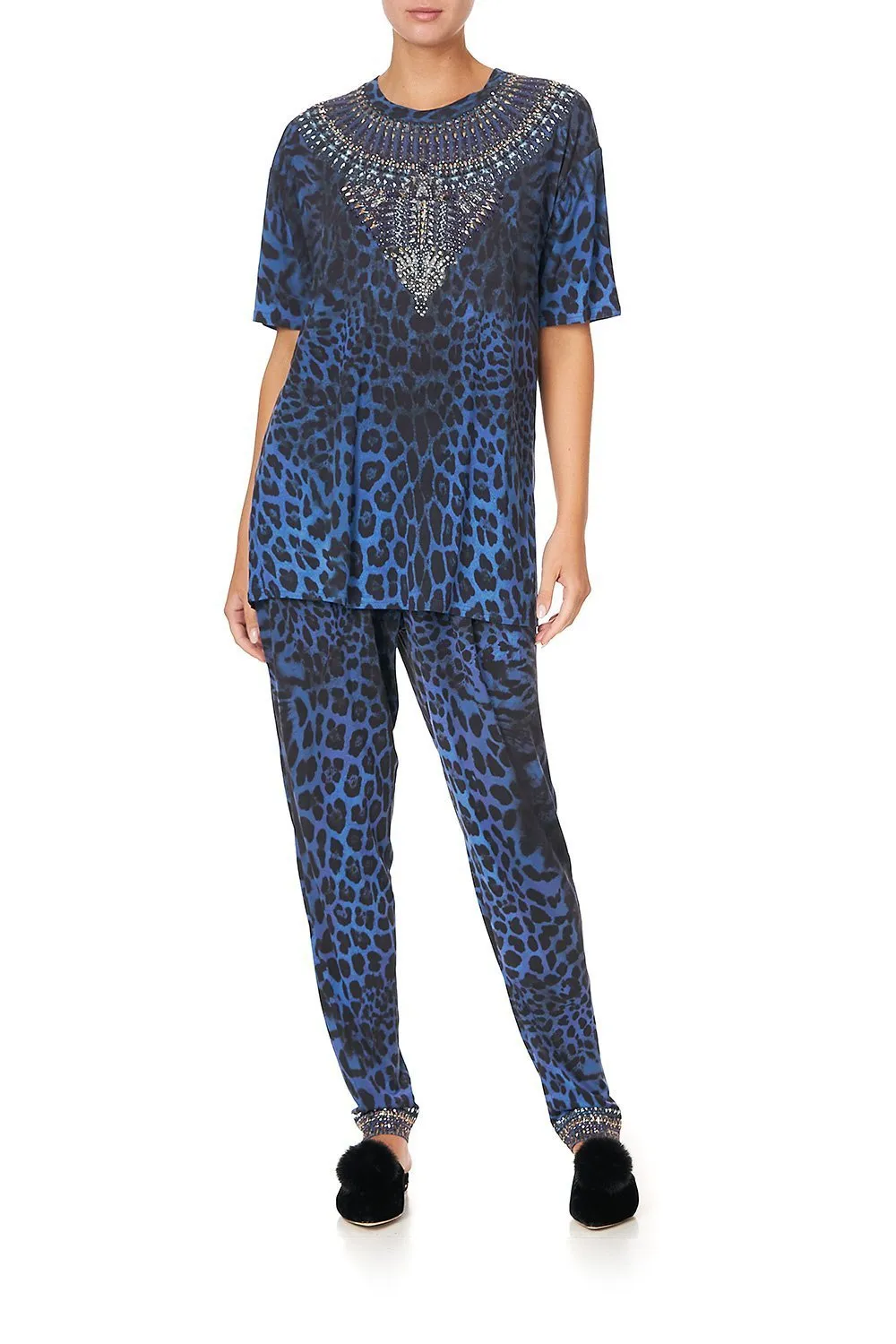 OVERSIZE BAND TEE THE CATS MEOW sold by Camilla