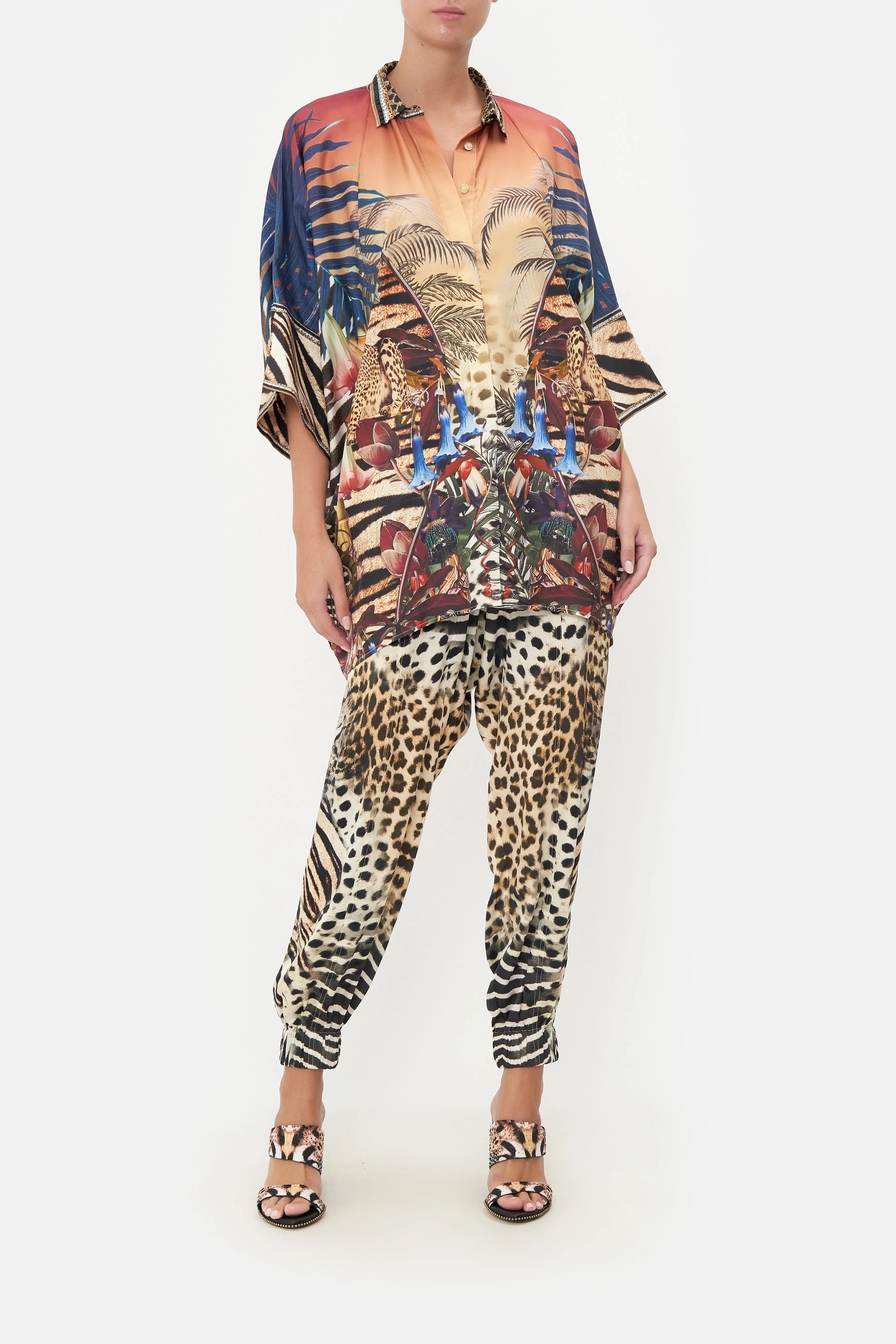 BATWING SHIRT NATURAL INSTINCT sold by Camilla